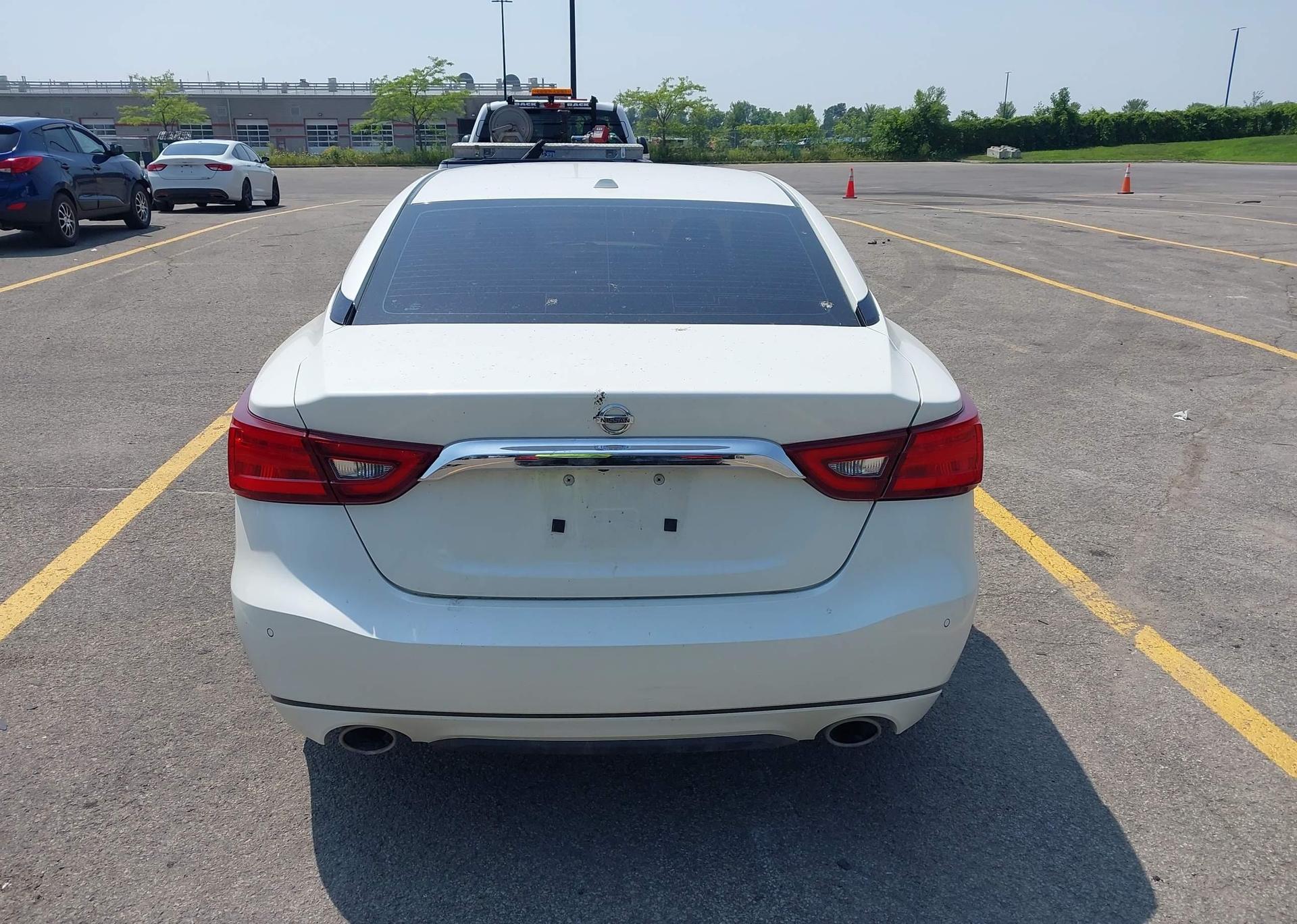 2017 NISSAN MAXIMA