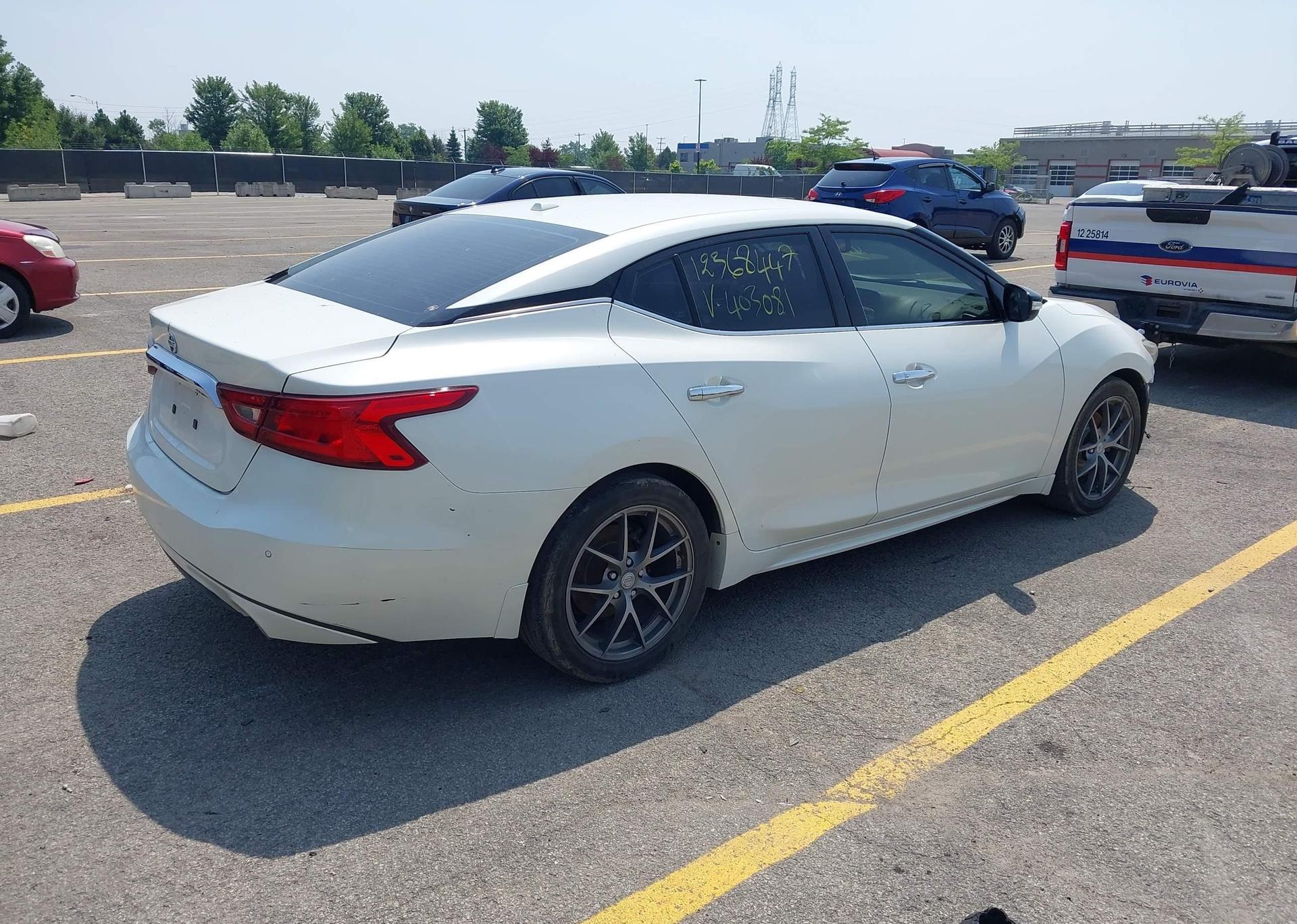 2017 NISSAN MAXIMA