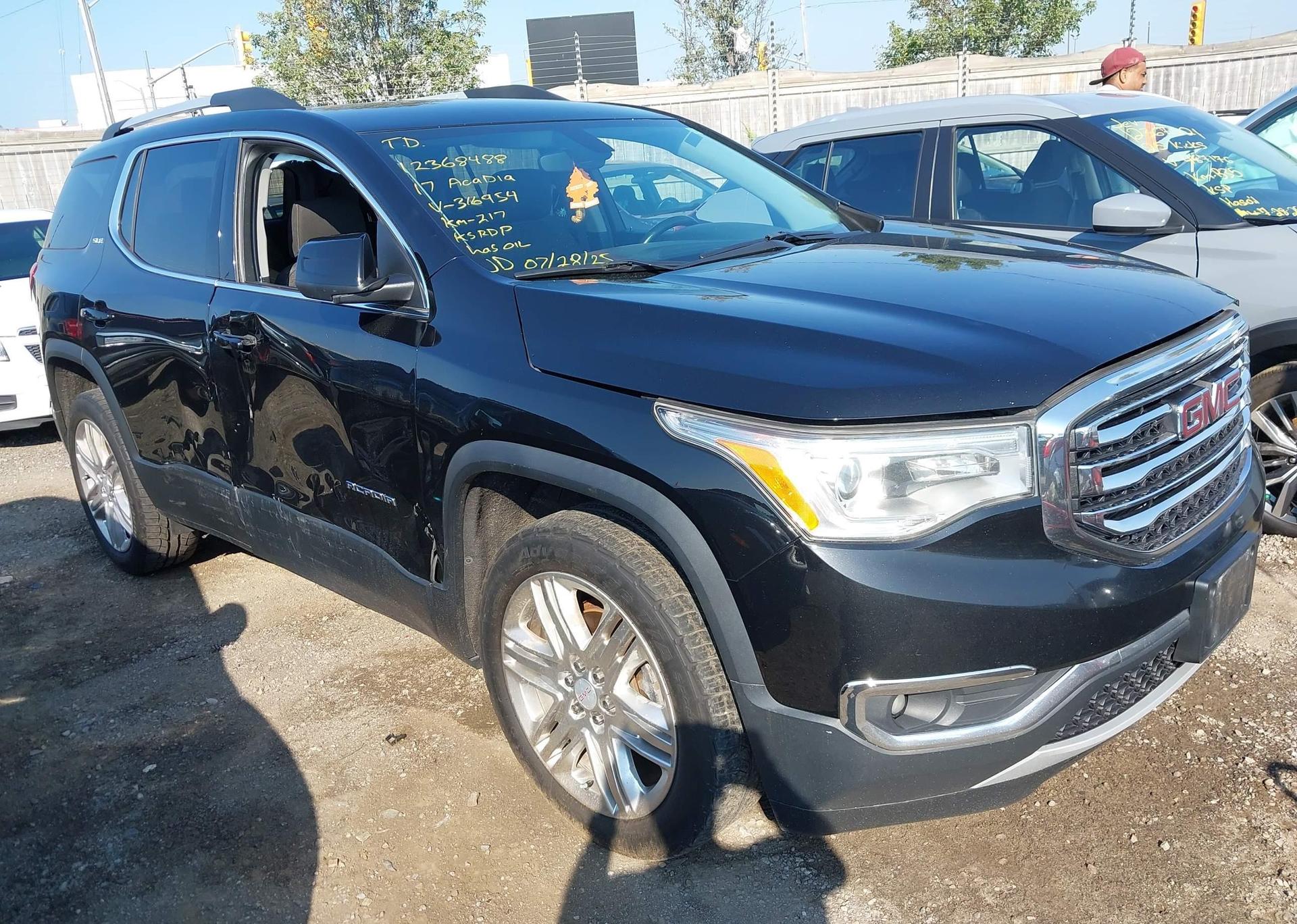 2017 GMC ACADIA SLE-2