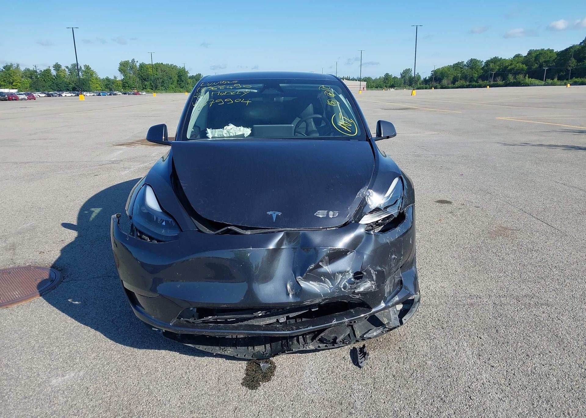 2024 TESLA MODEL Y LONG RANGE