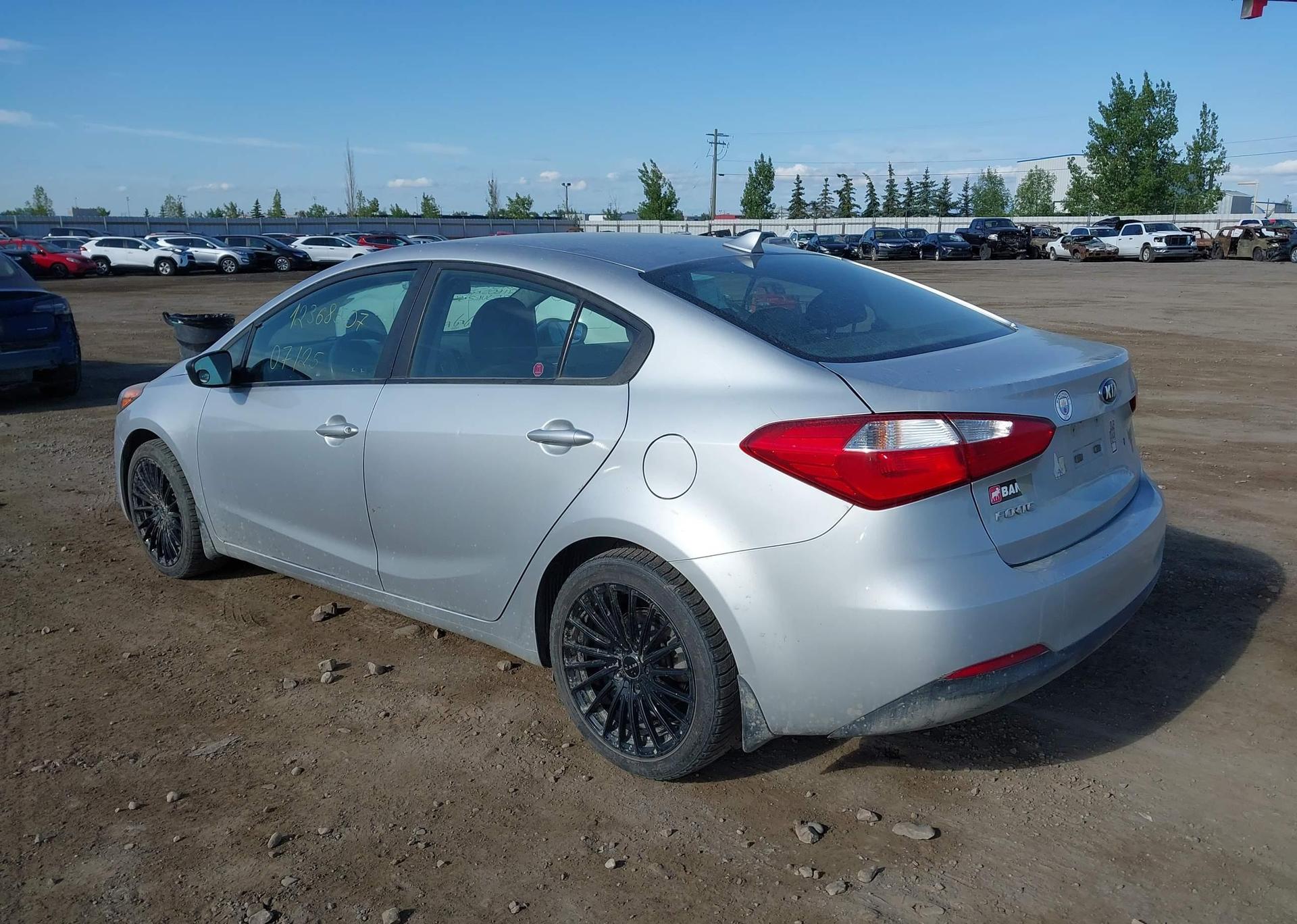 2016 KIA FORTE LX