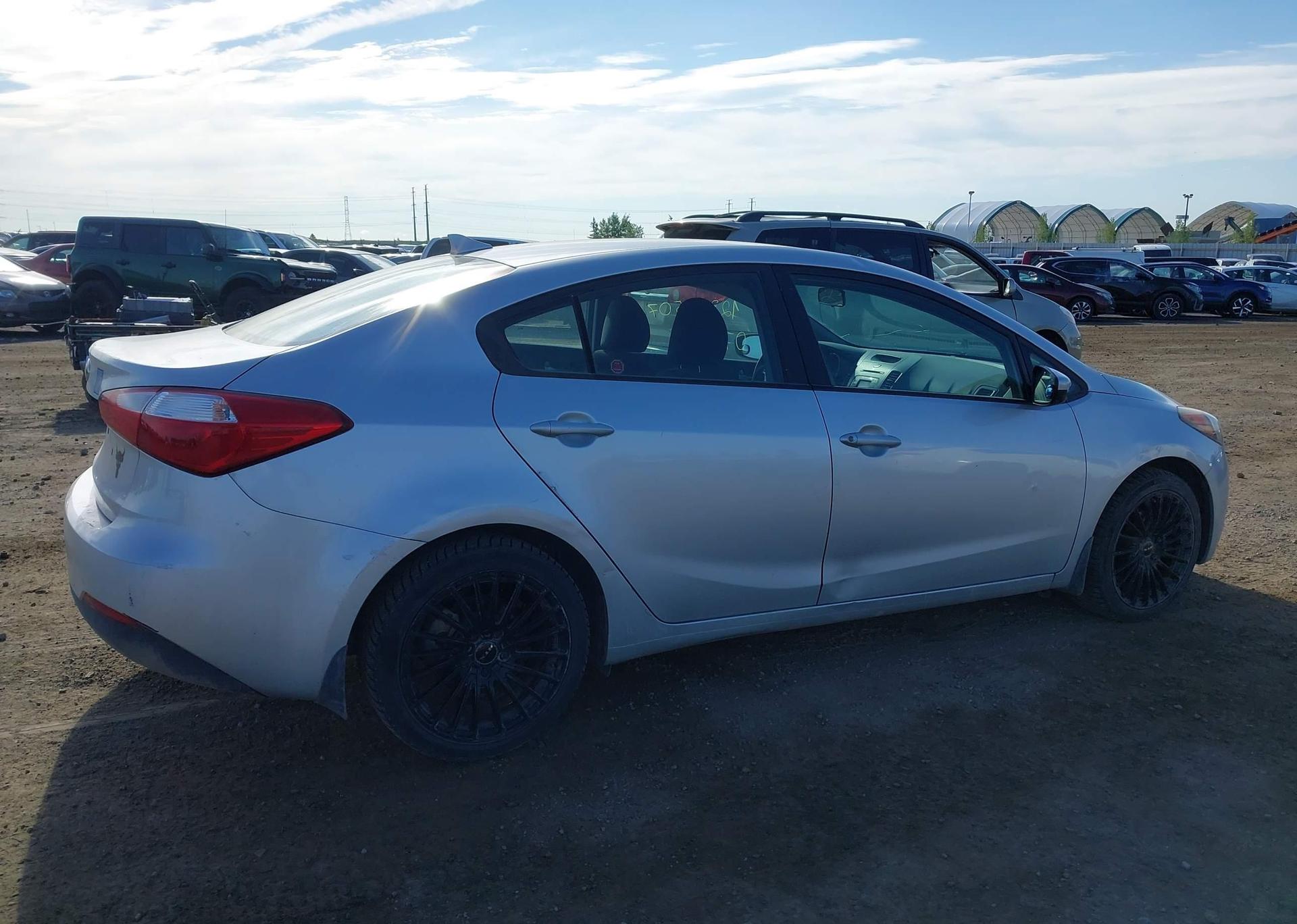 2016 KIA FORTE LX