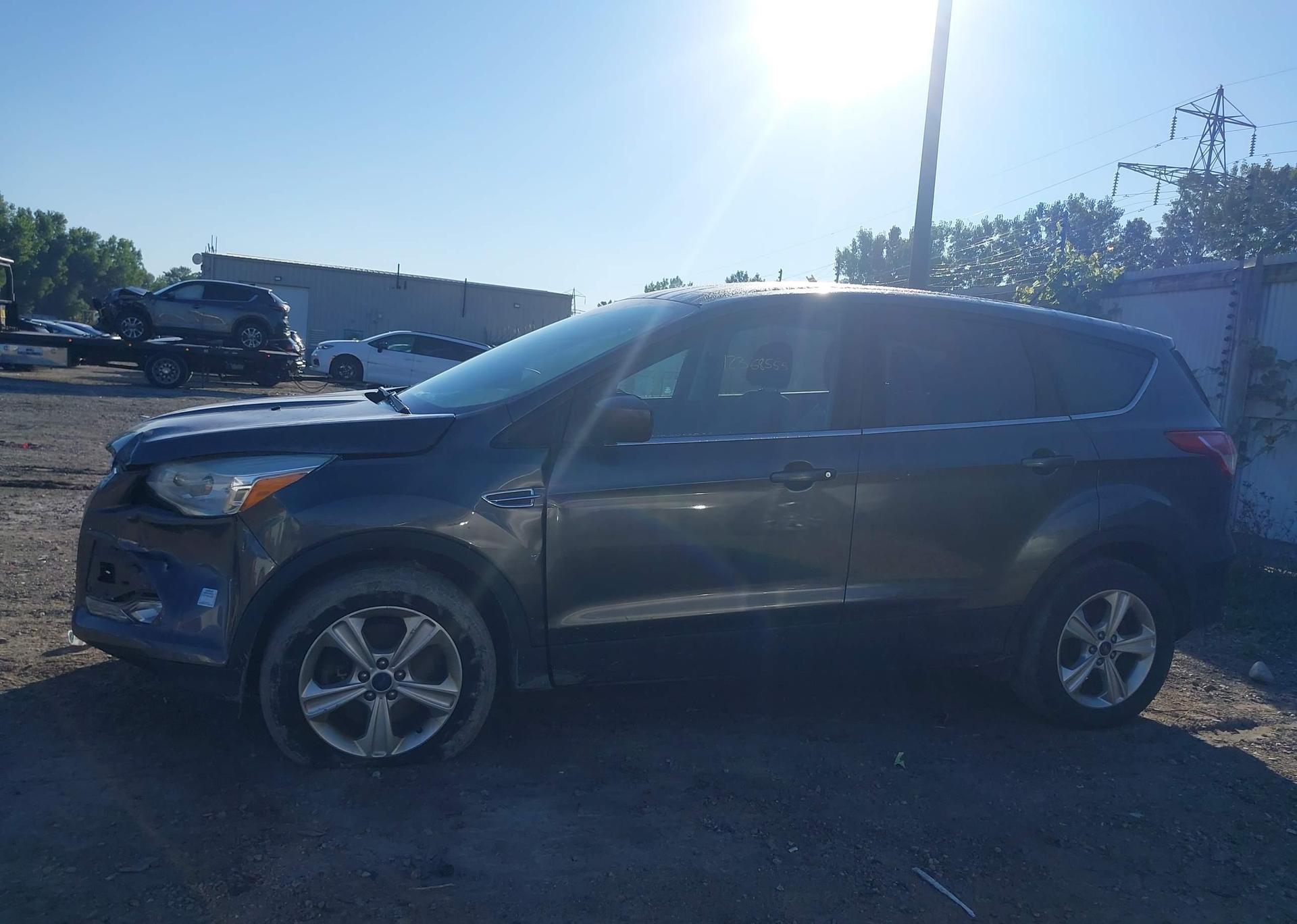 2015 FORD ESCAPE SE
