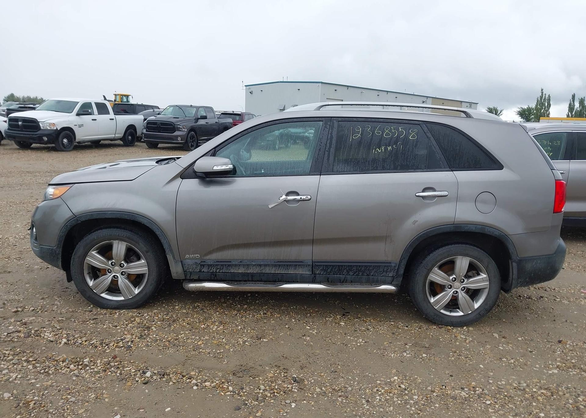 2013 KIA SORENTO EX