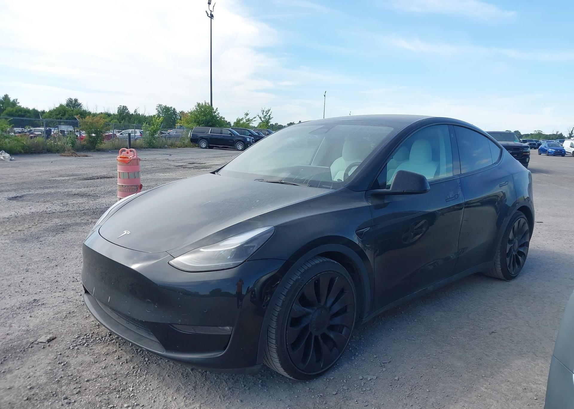 2022 TESLA MODEL Y