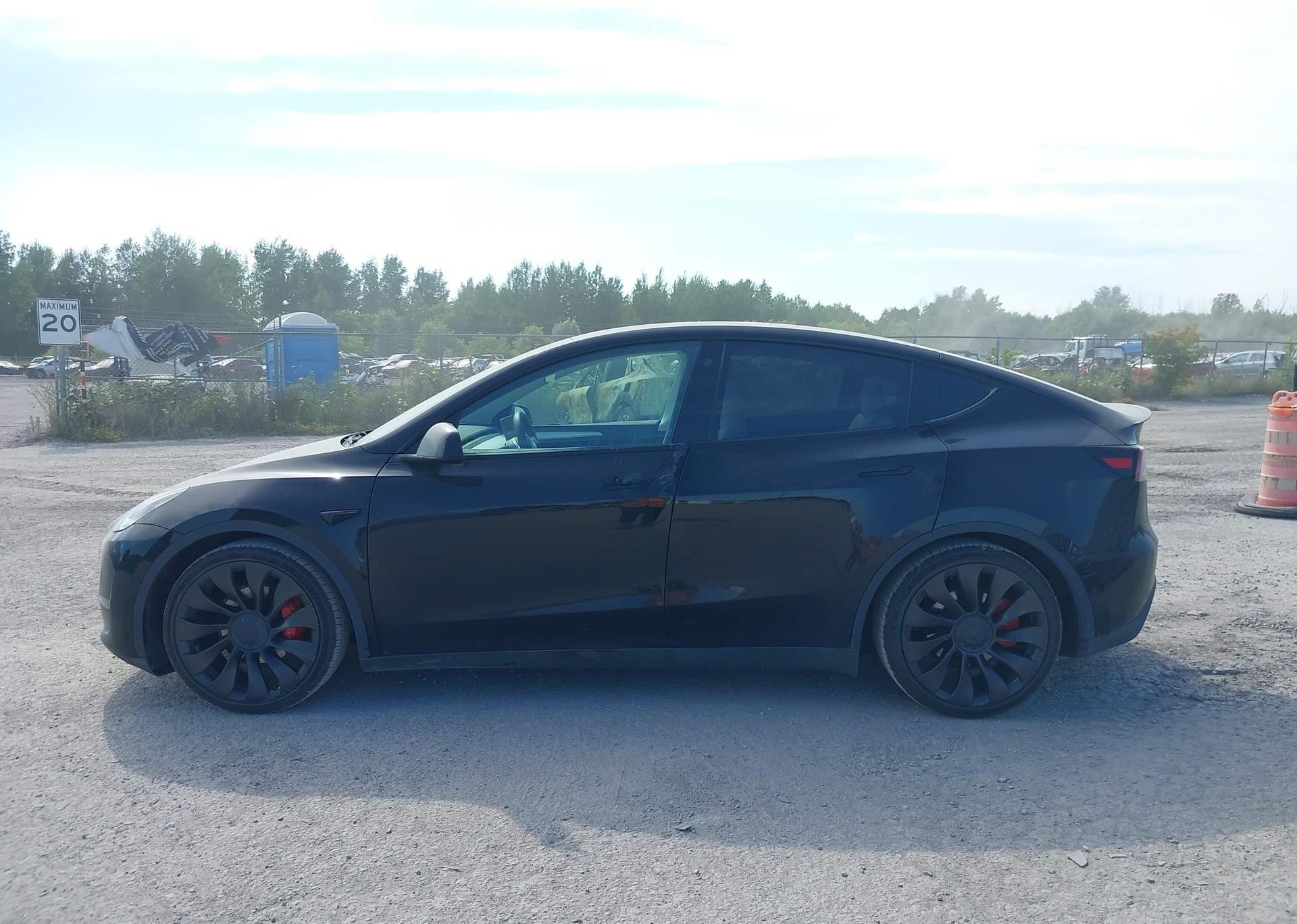 2022 TESLA MODEL Y