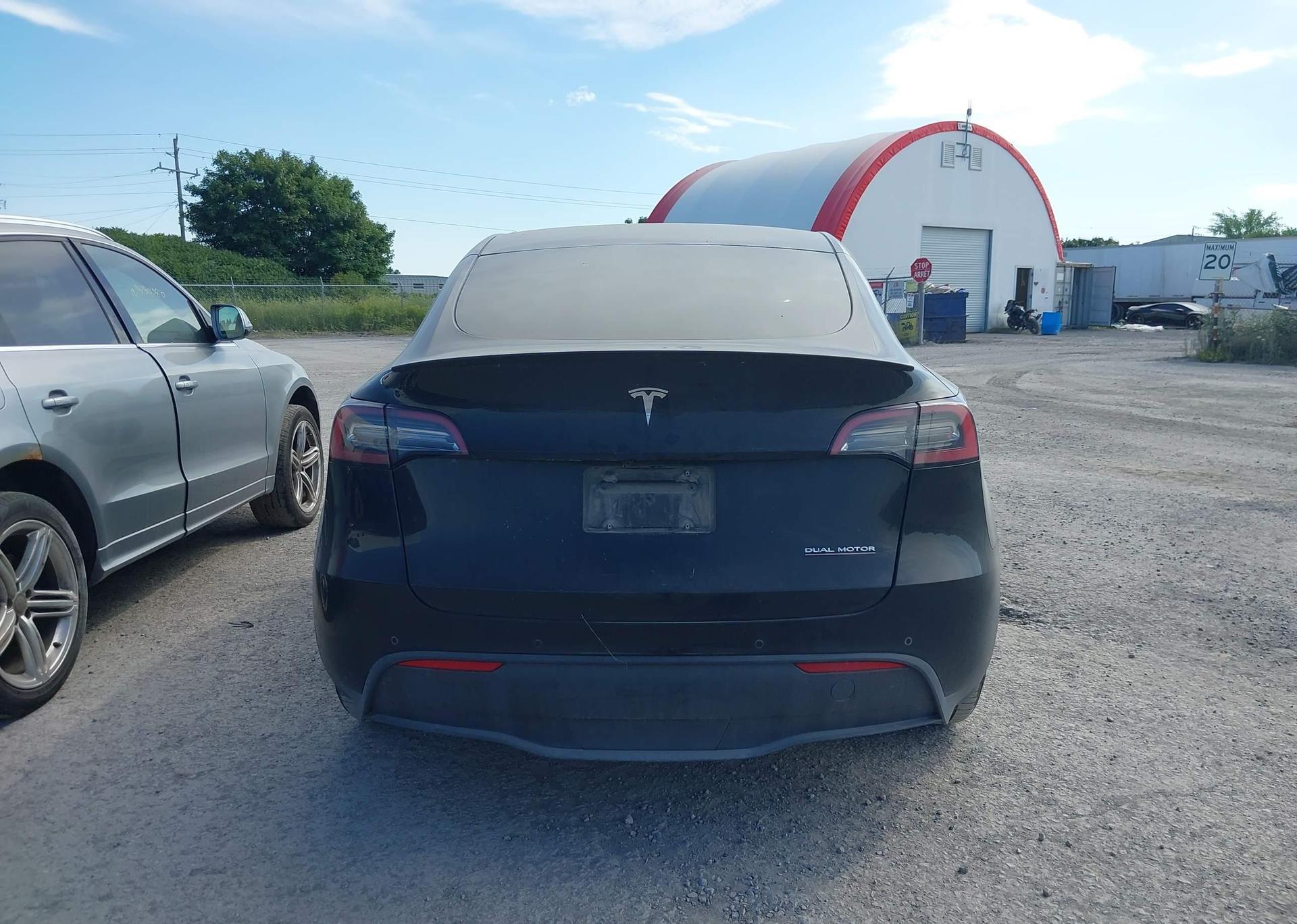 2022 TESLA MODEL Y