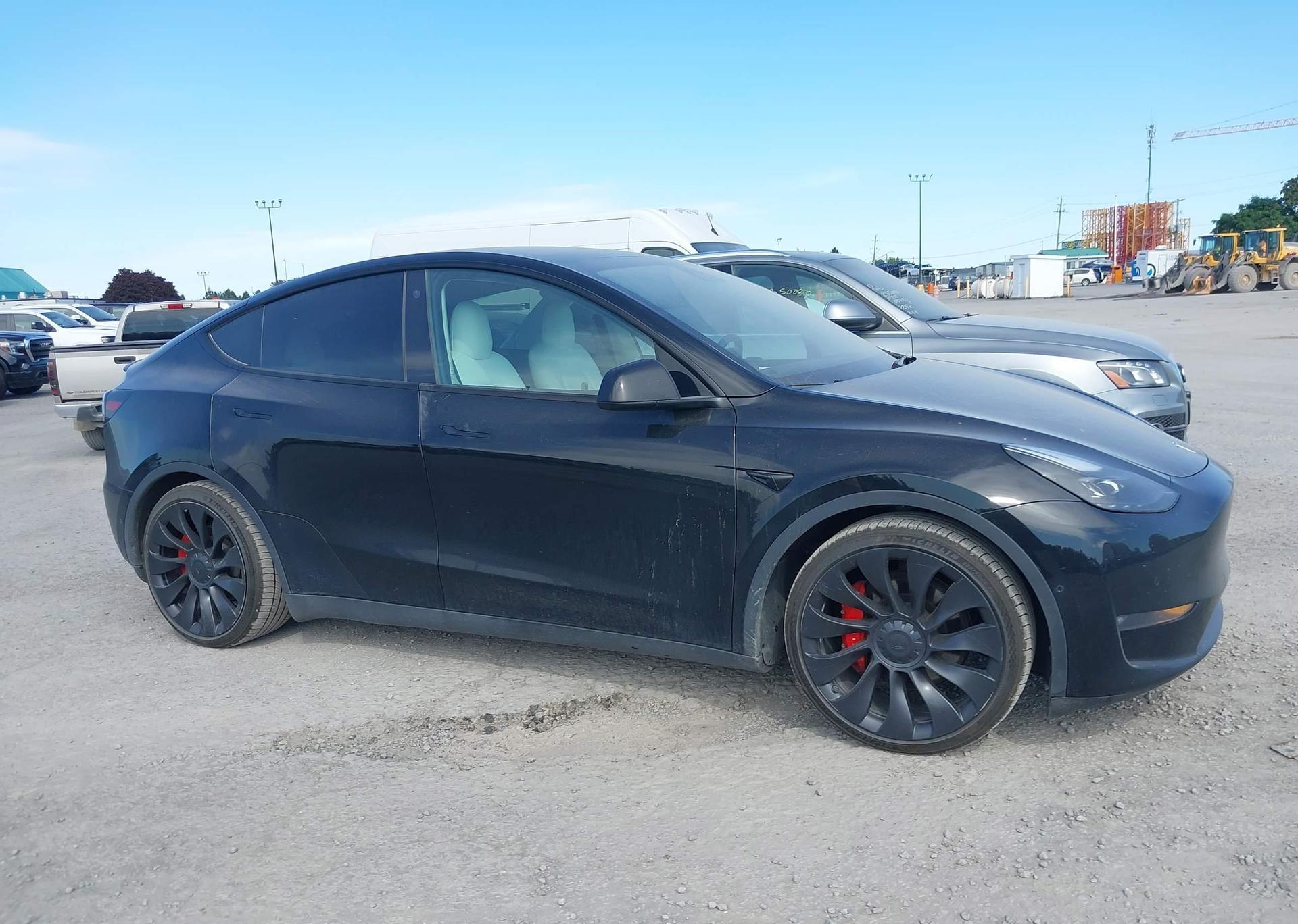 2022 TESLA MODEL Y