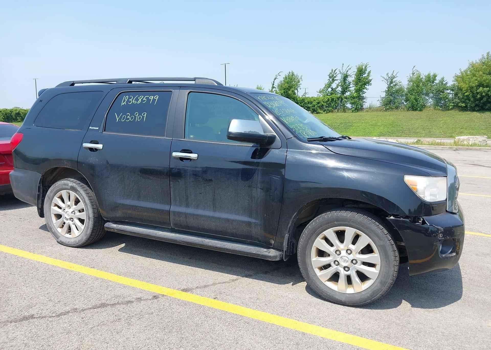 2010 TOYOTA SEQUOIA PLATINUM