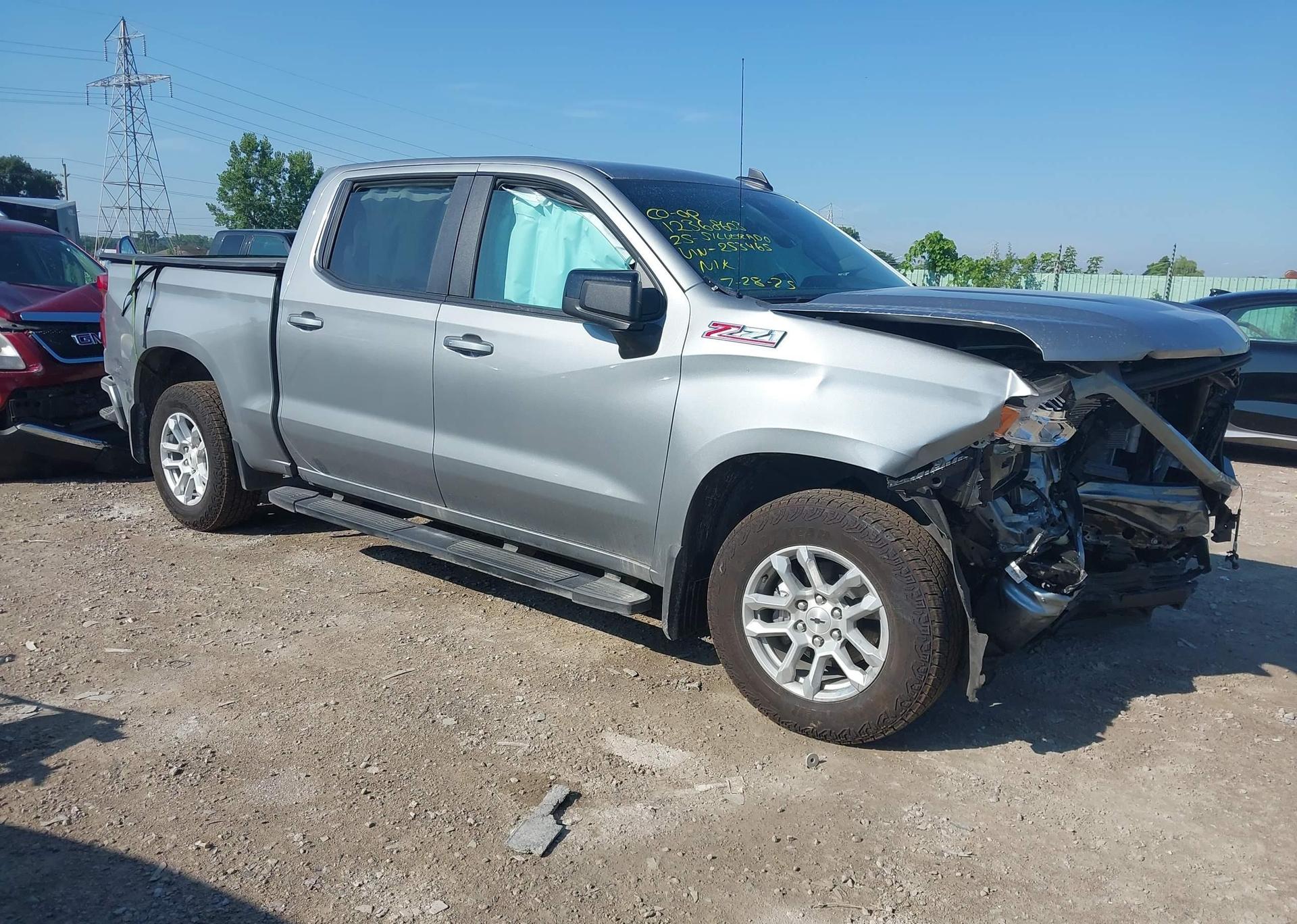 2025 CHEVROLET SILVERADO 1500 4WD RST