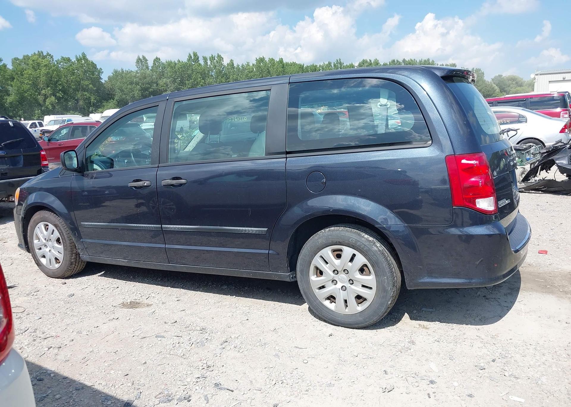 2014 DODGE GRAND CARAVAN SE