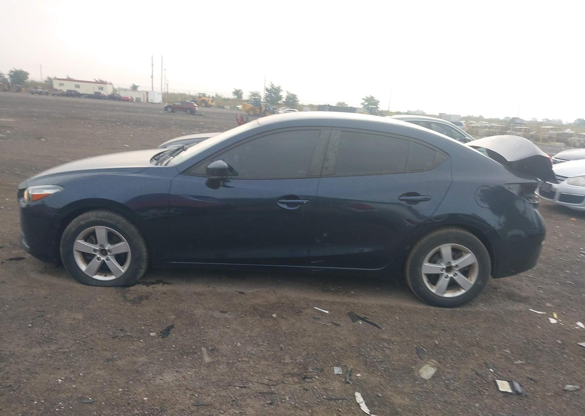 2018 MAZDA MAZDA3