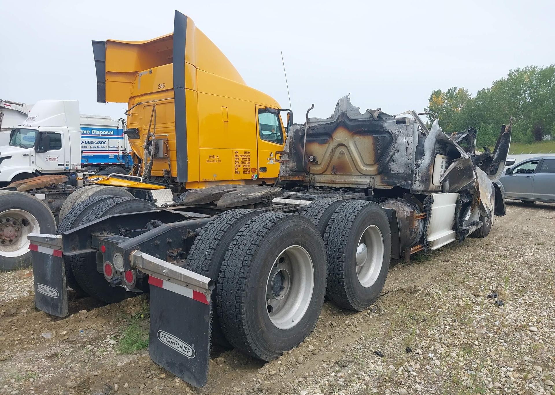2019 FREIGHTLINER NEW CASCADIA 126