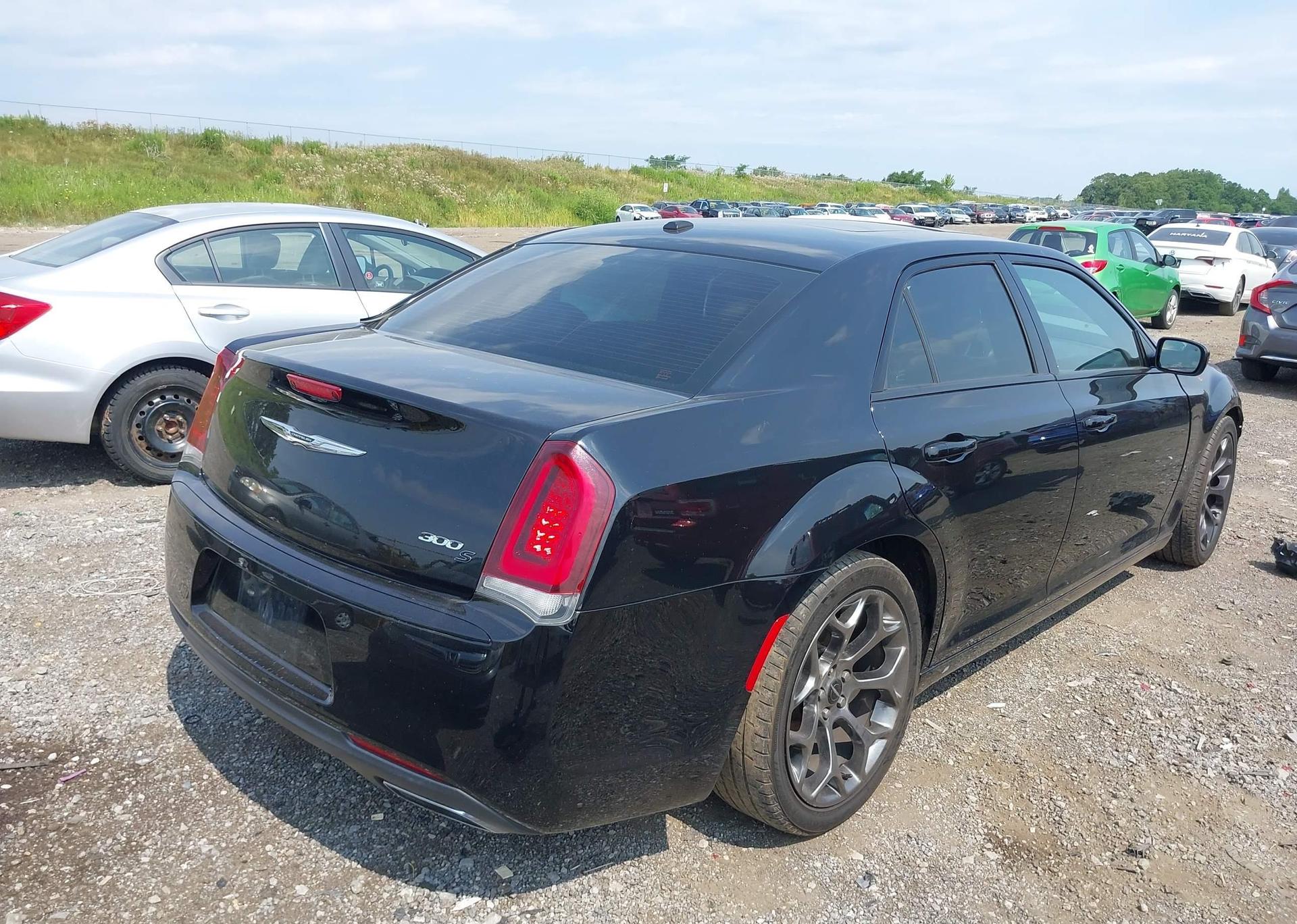 2016 CHRYSLER 300 S