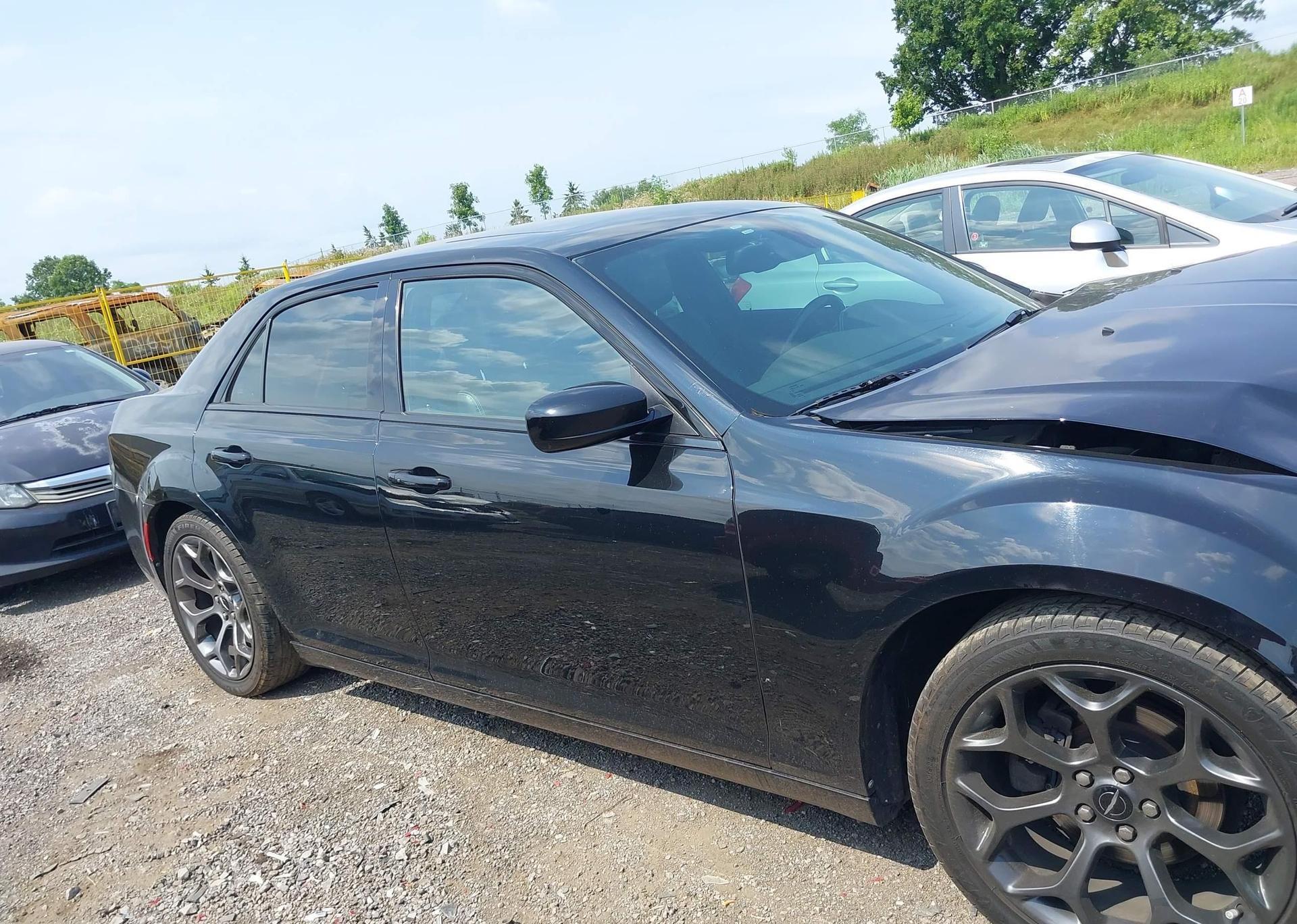 2016 CHRYSLER 300 S