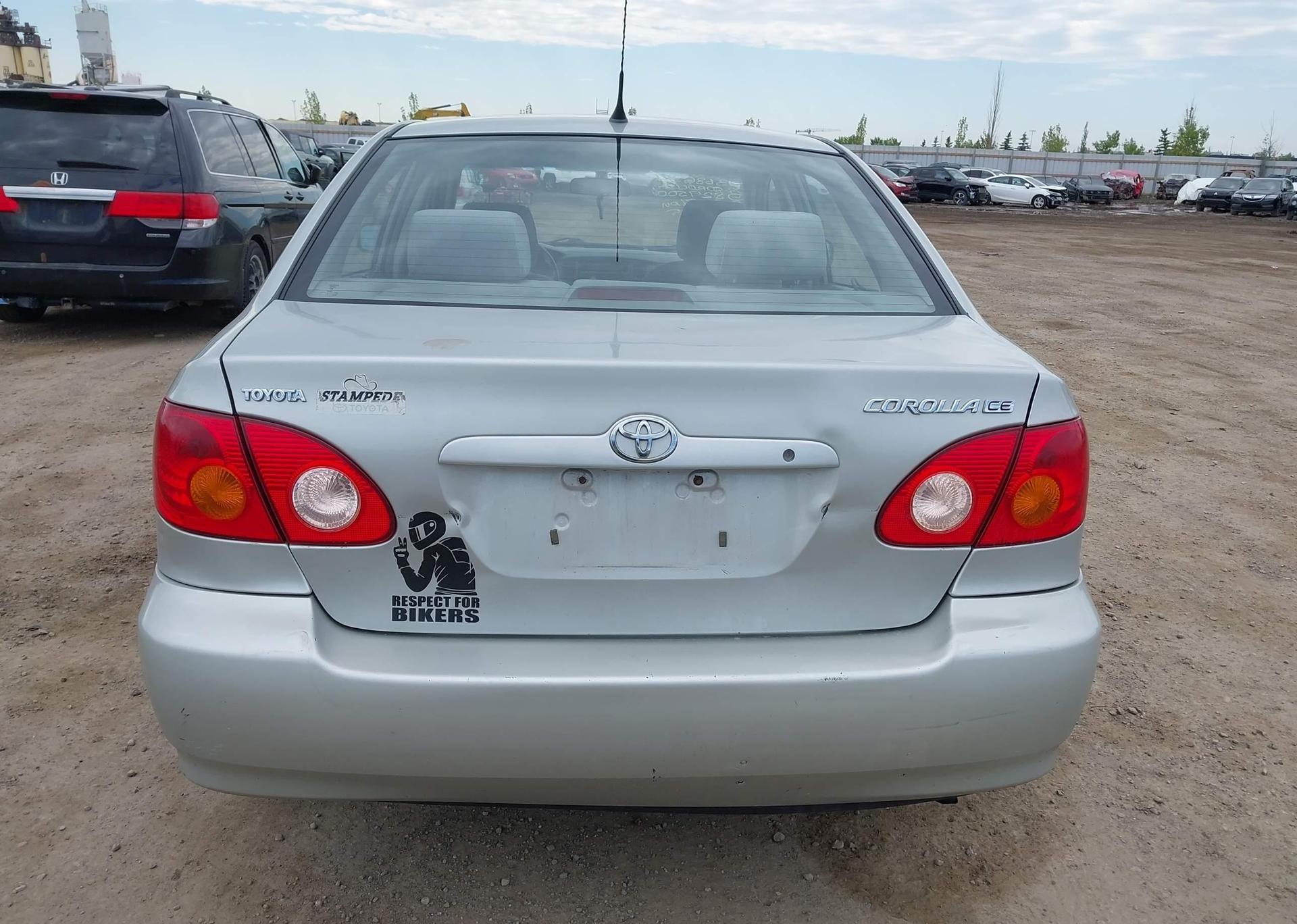2004 TOYOTA COROLLA CE