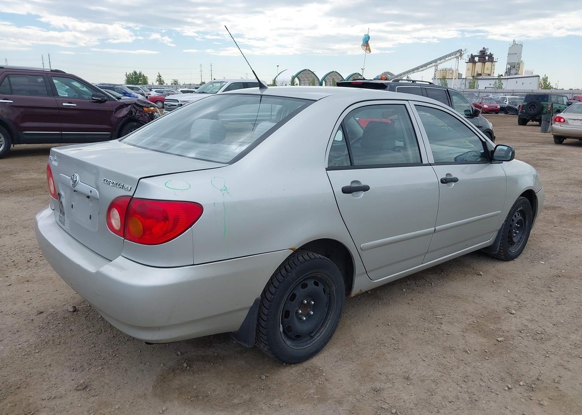 2004 TOYOTA COROLLA CE