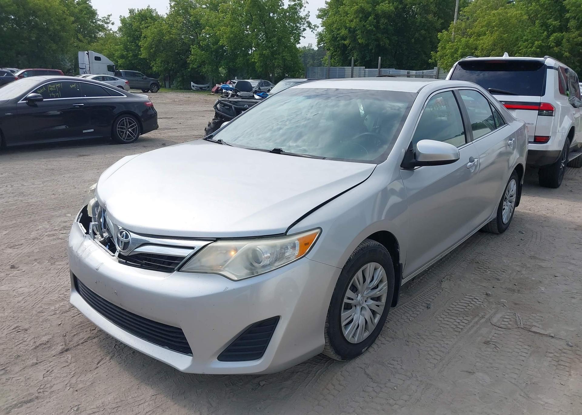 2012 TOYOTA CAMRY LE