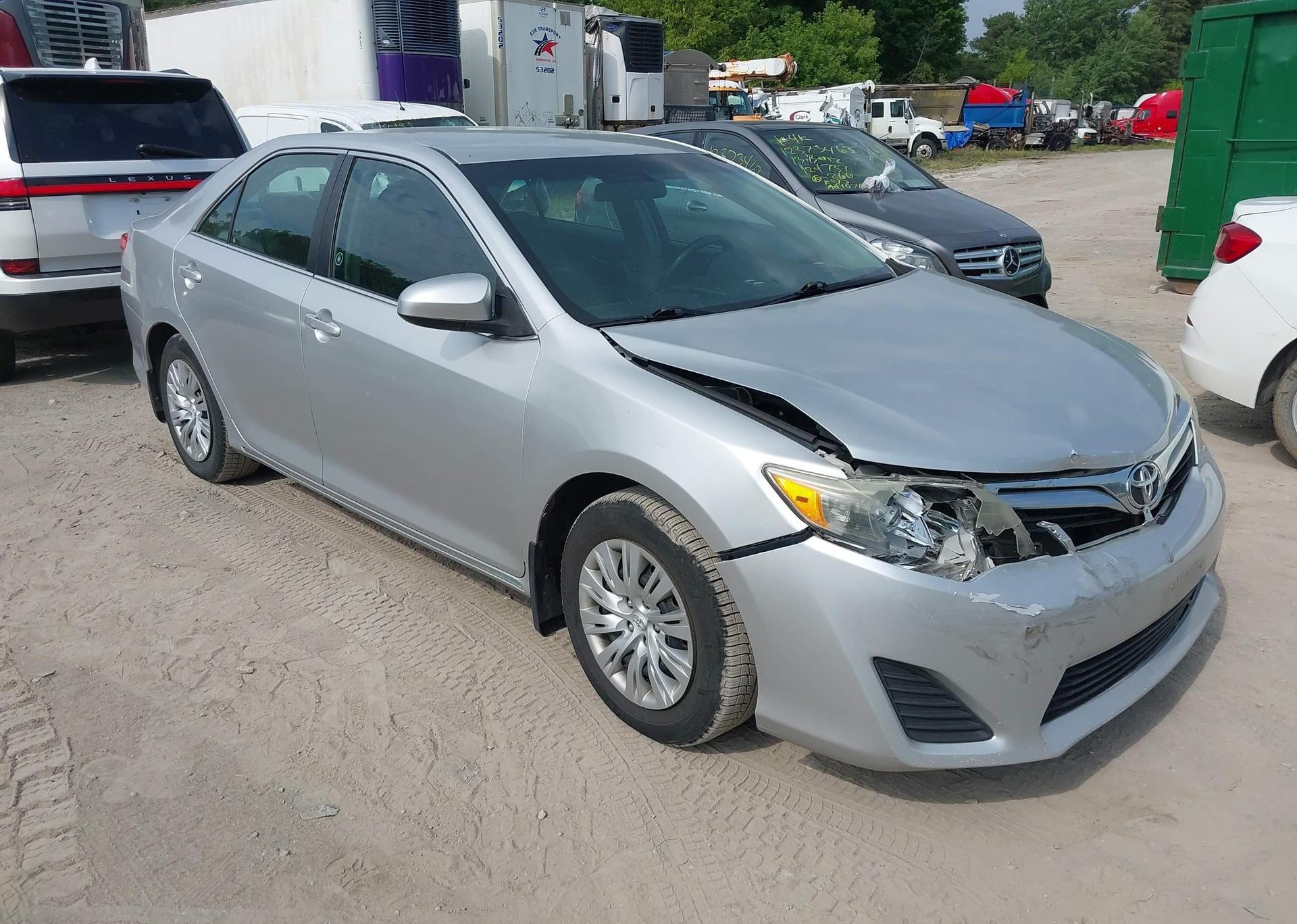 2012 TOYOTA CAMRY LE