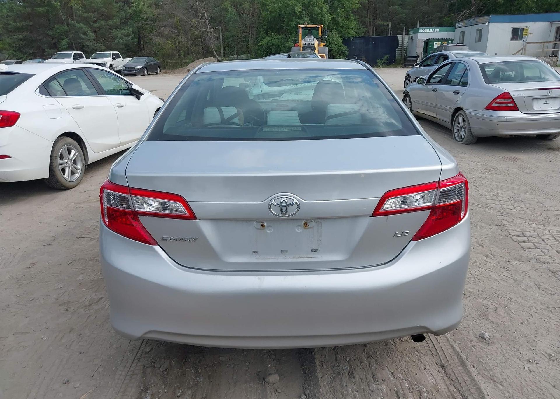 2012 TOYOTA CAMRY LE