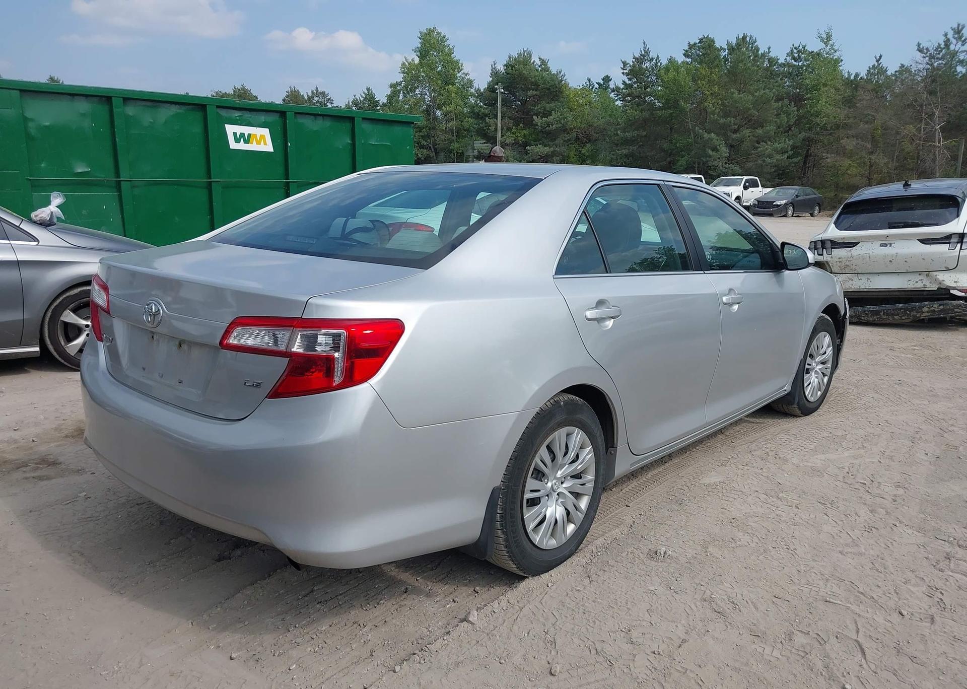 2012 TOYOTA CAMRY LE