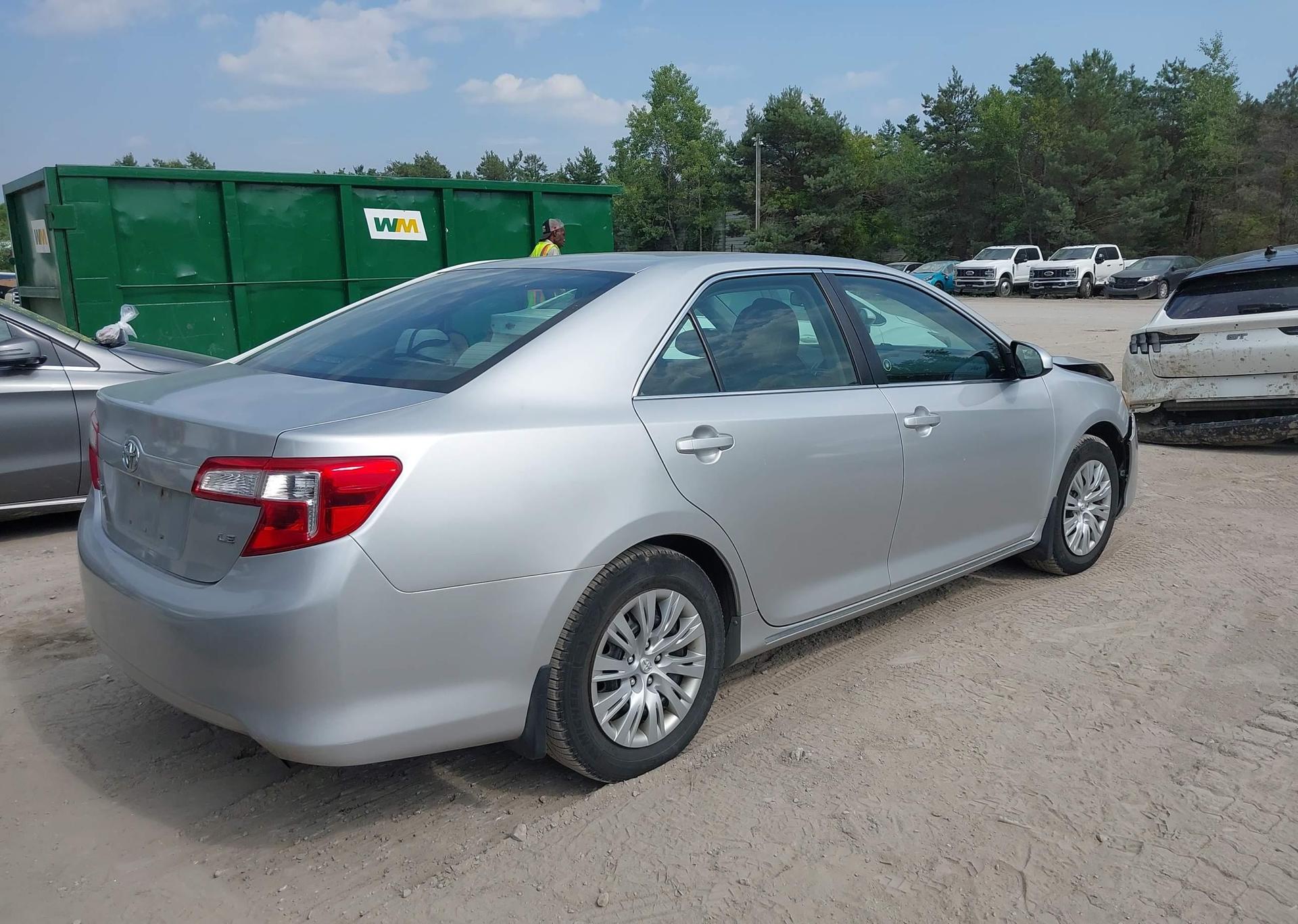 2012 TOYOTA CAMRY LE