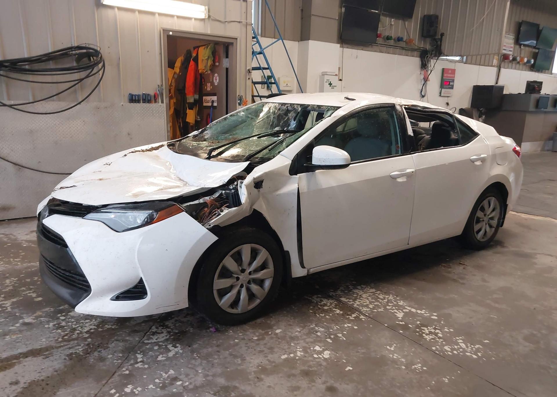2018 TOYOTA COROLLA CE