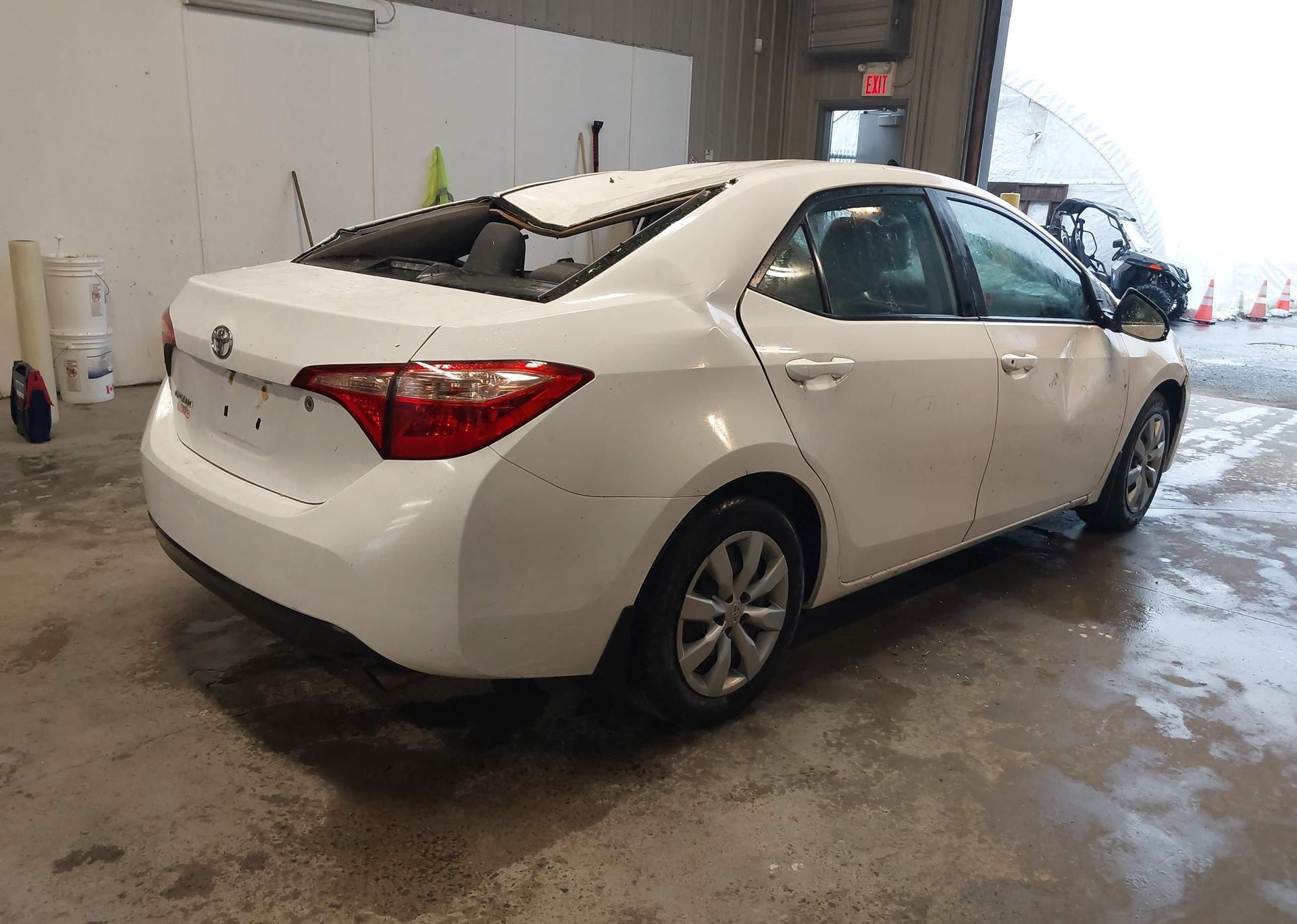 2018 TOYOTA COROLLA CE
