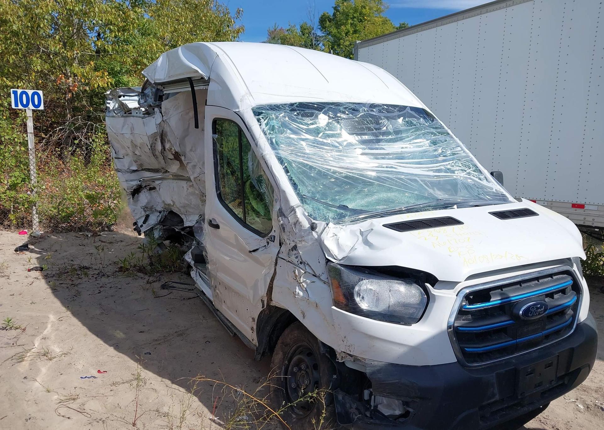 2023 FORD E-TRANSIT-350 CARGO