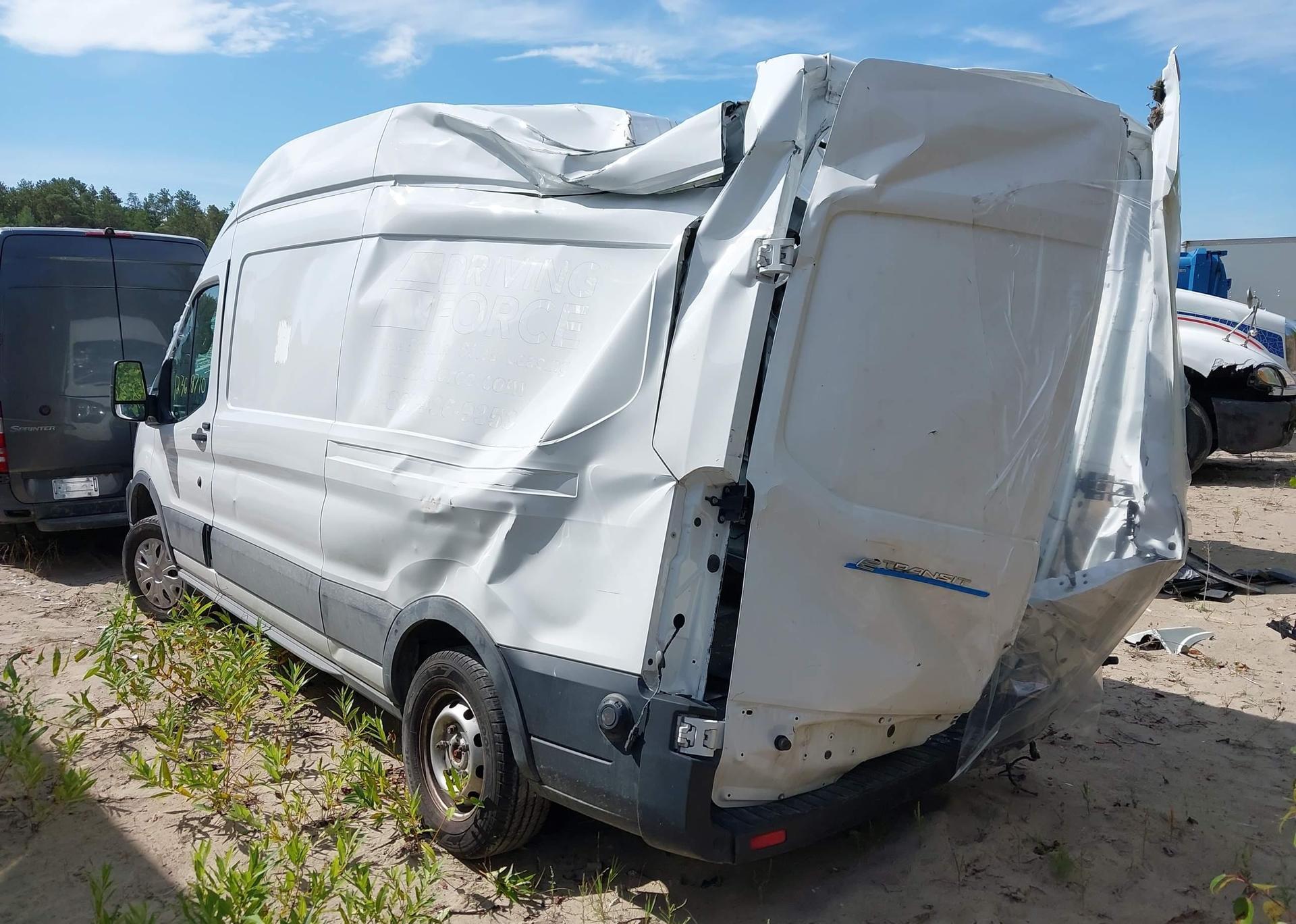 2023 FORD E-TRANSIT-350 CARGO