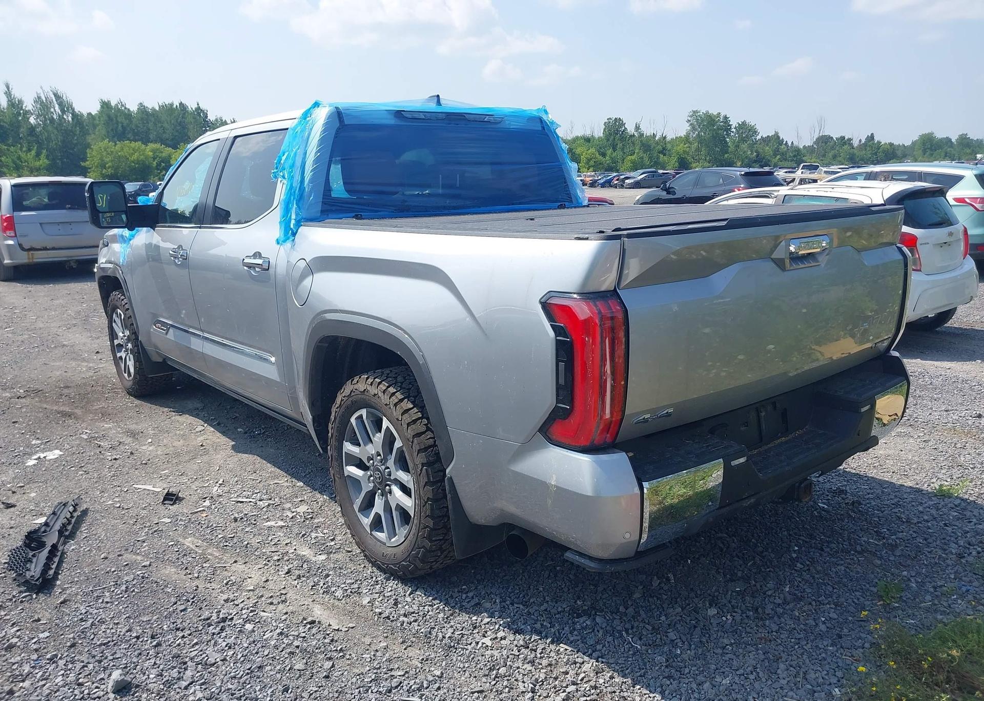 2025 TOYOTA TUNDRA CREWMAX PLATINUM