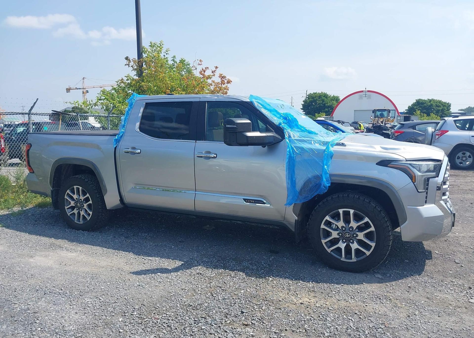 2025 TOYOTA TUNDRA CREWMAX PLATINUM