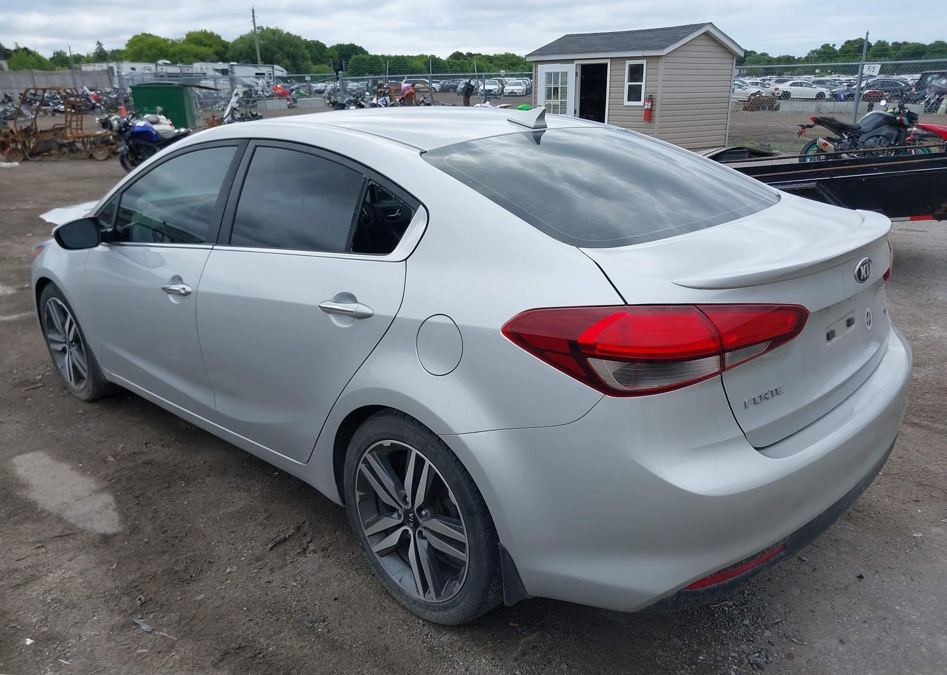 2017 KIA FORTE EX