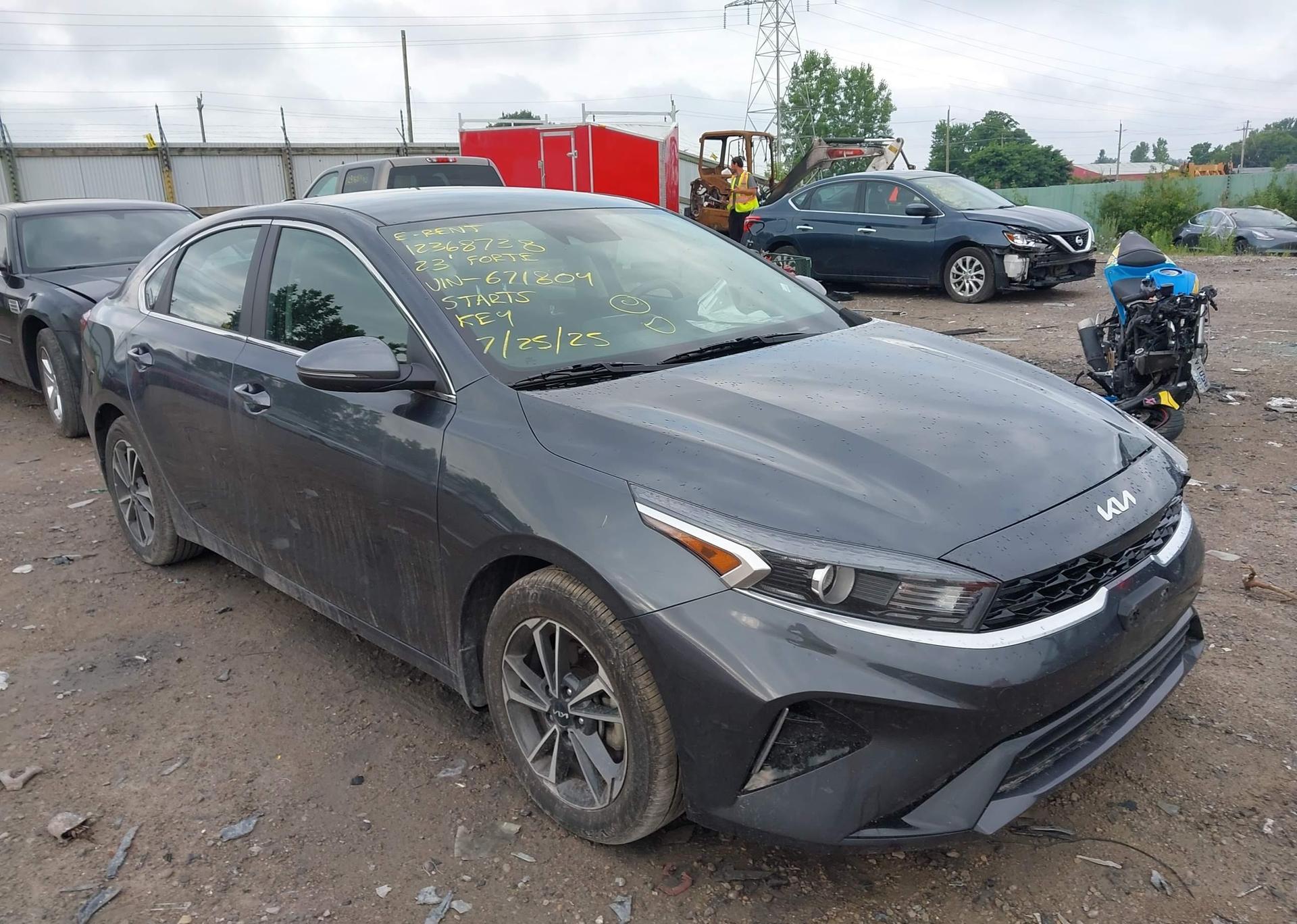 2023 KIA FORTE EX