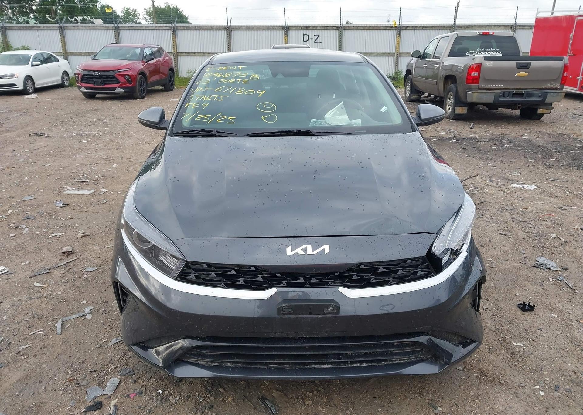 2023 KIA FORTE EX
