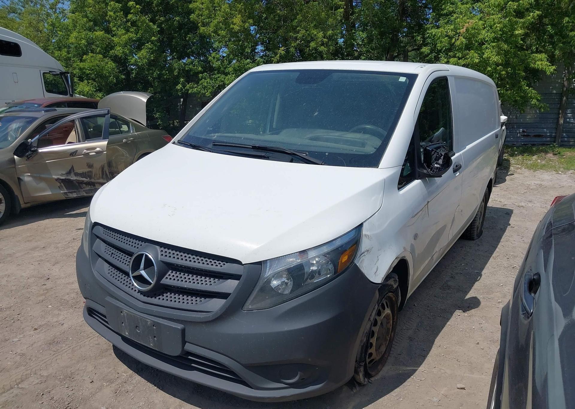 2020 MERCEDES-BENZ METRIS
