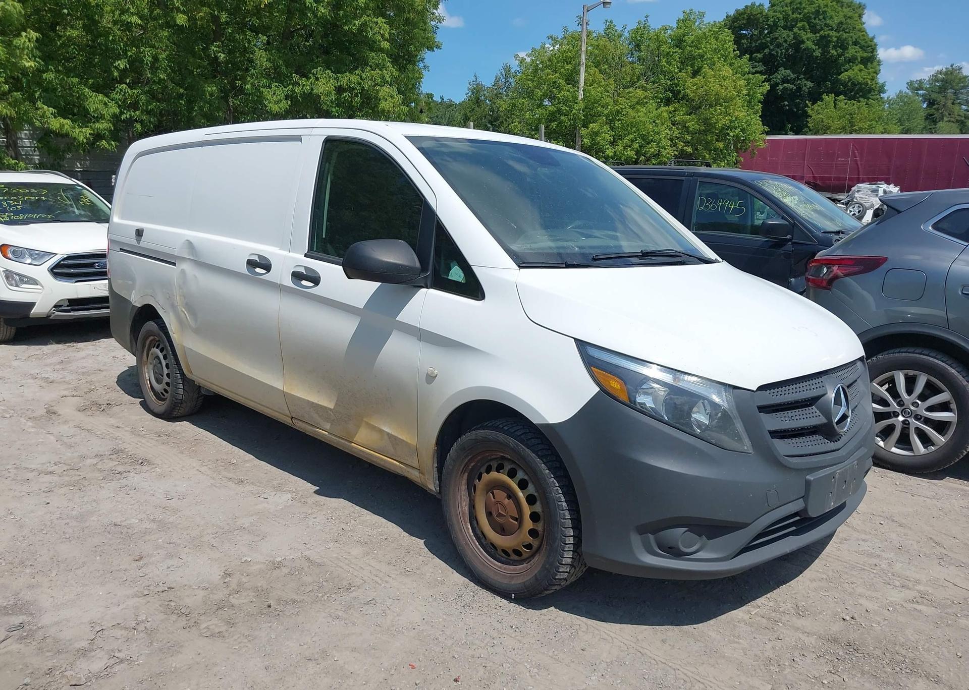 2020 MERCEDES-BENZ METRIS