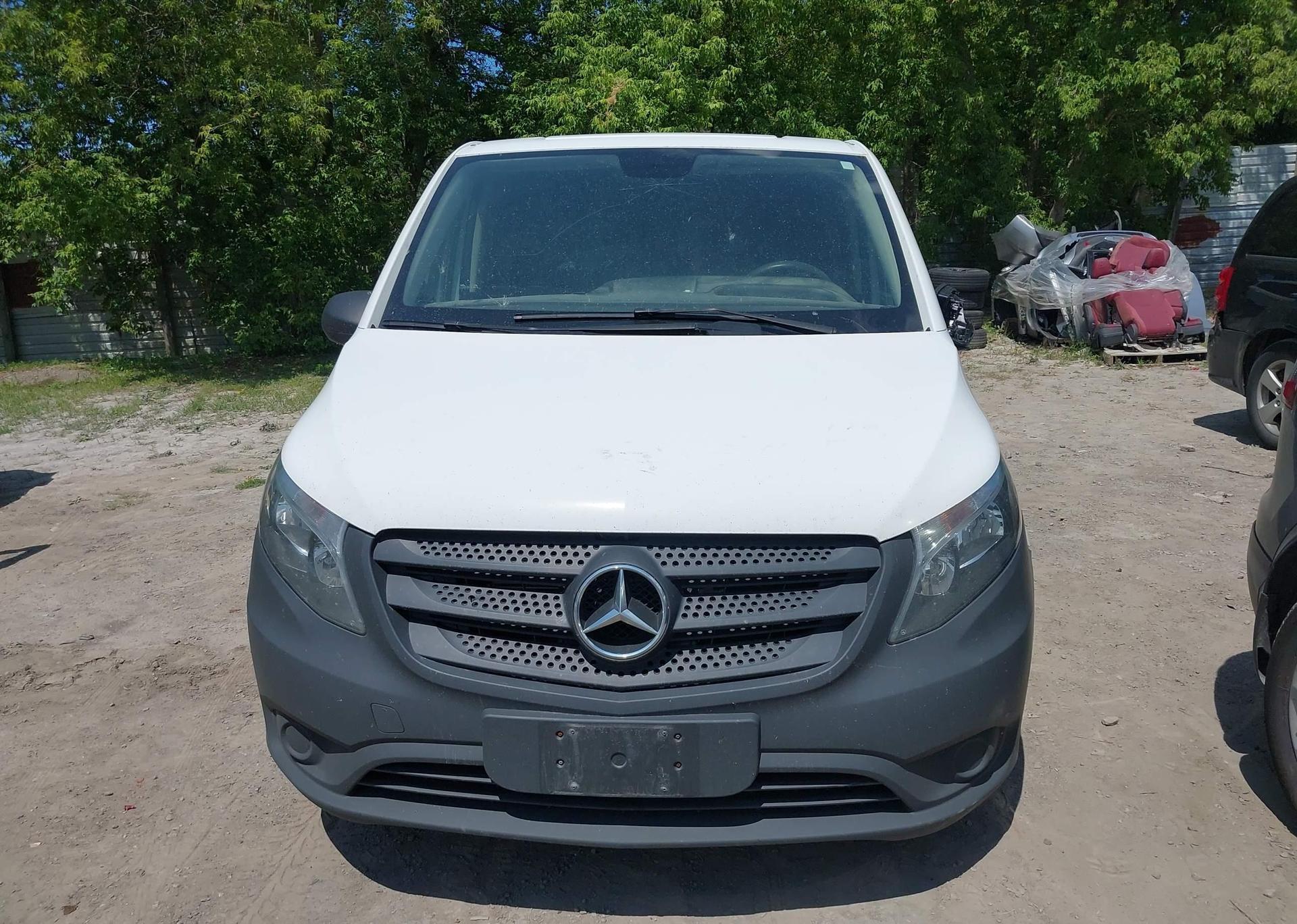2020 MERCEDES-BENZ METRIS