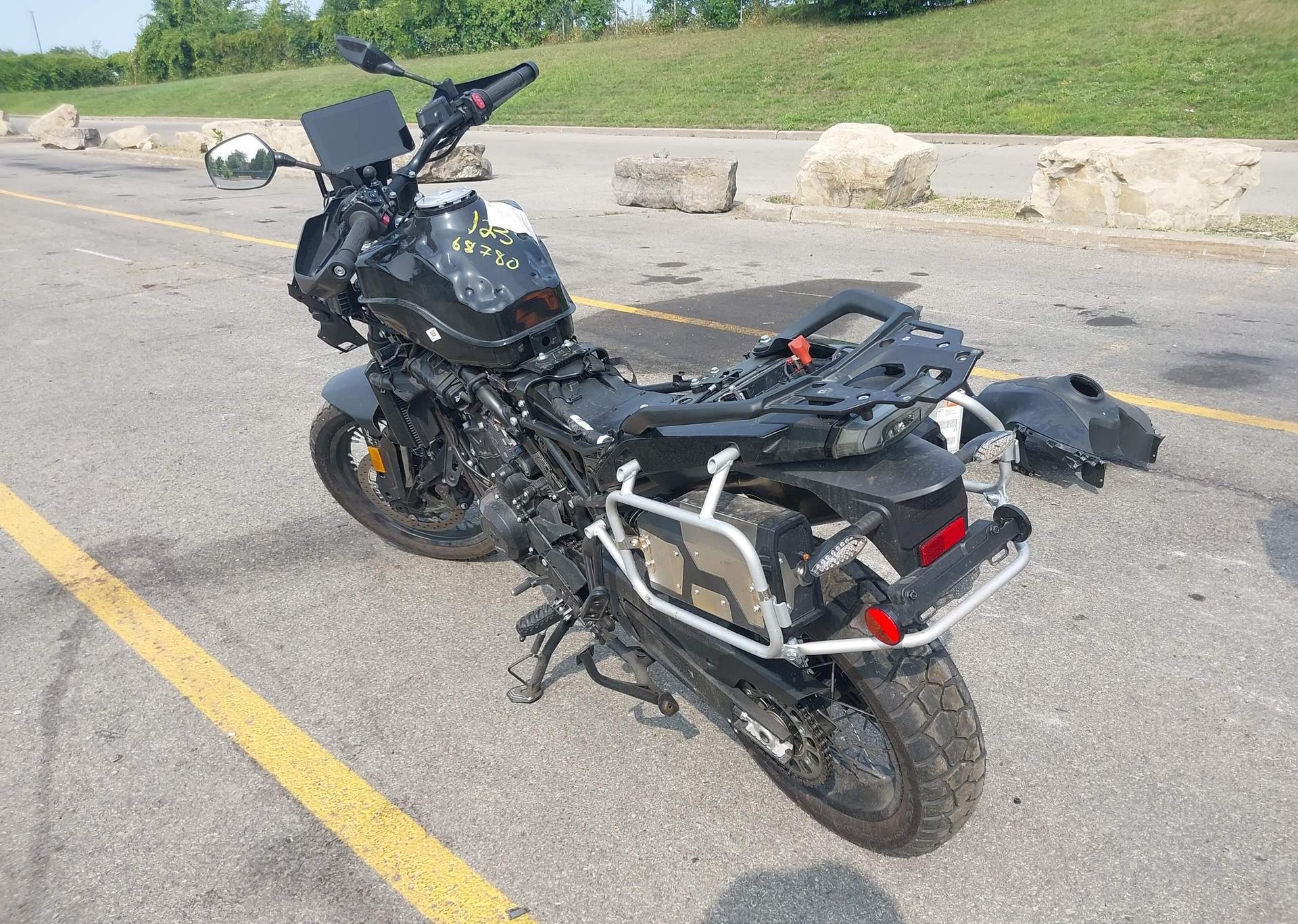 2024 CF MOTO IBEX 800 E