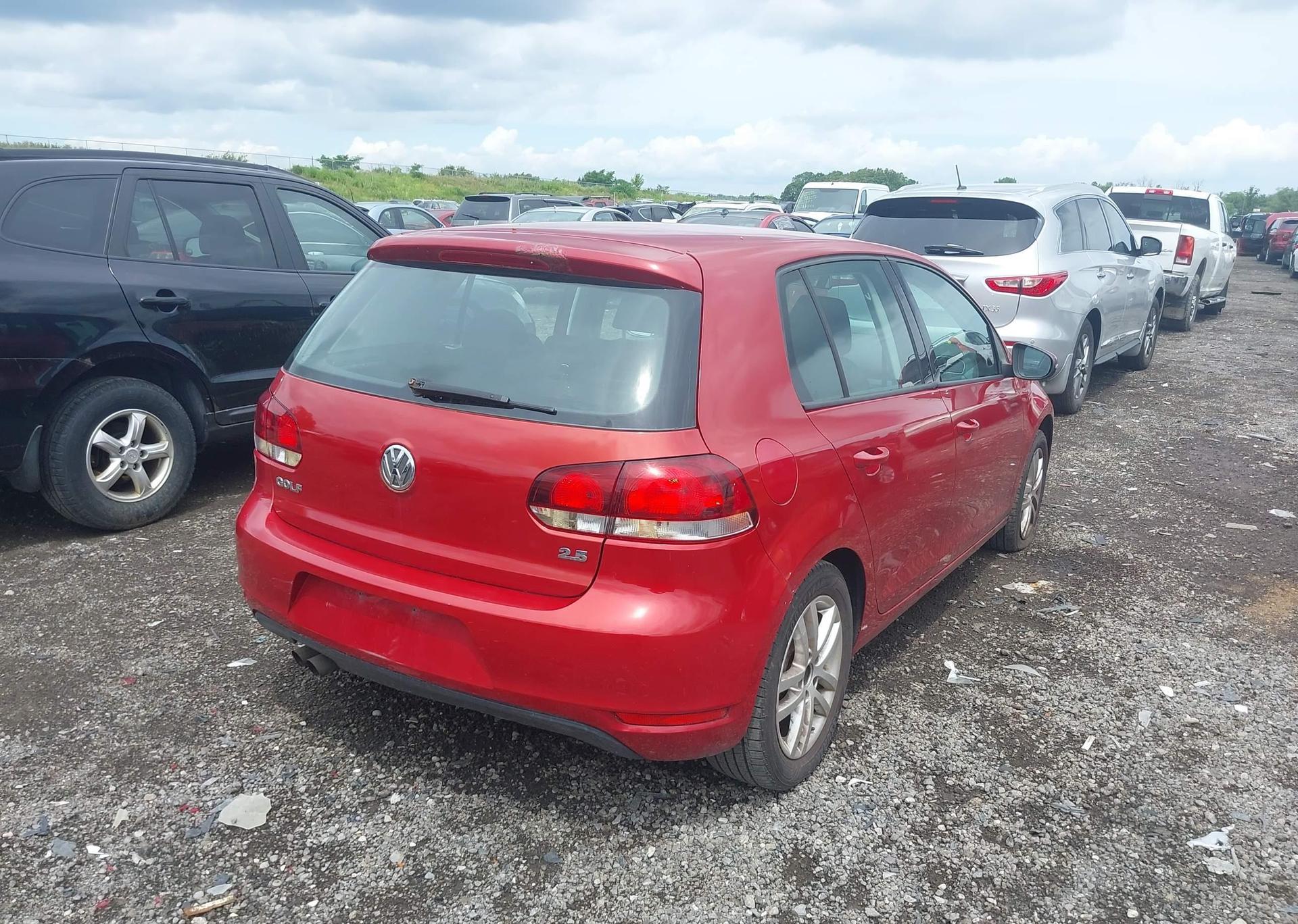 2010 VOLKSWAGEN GOLF