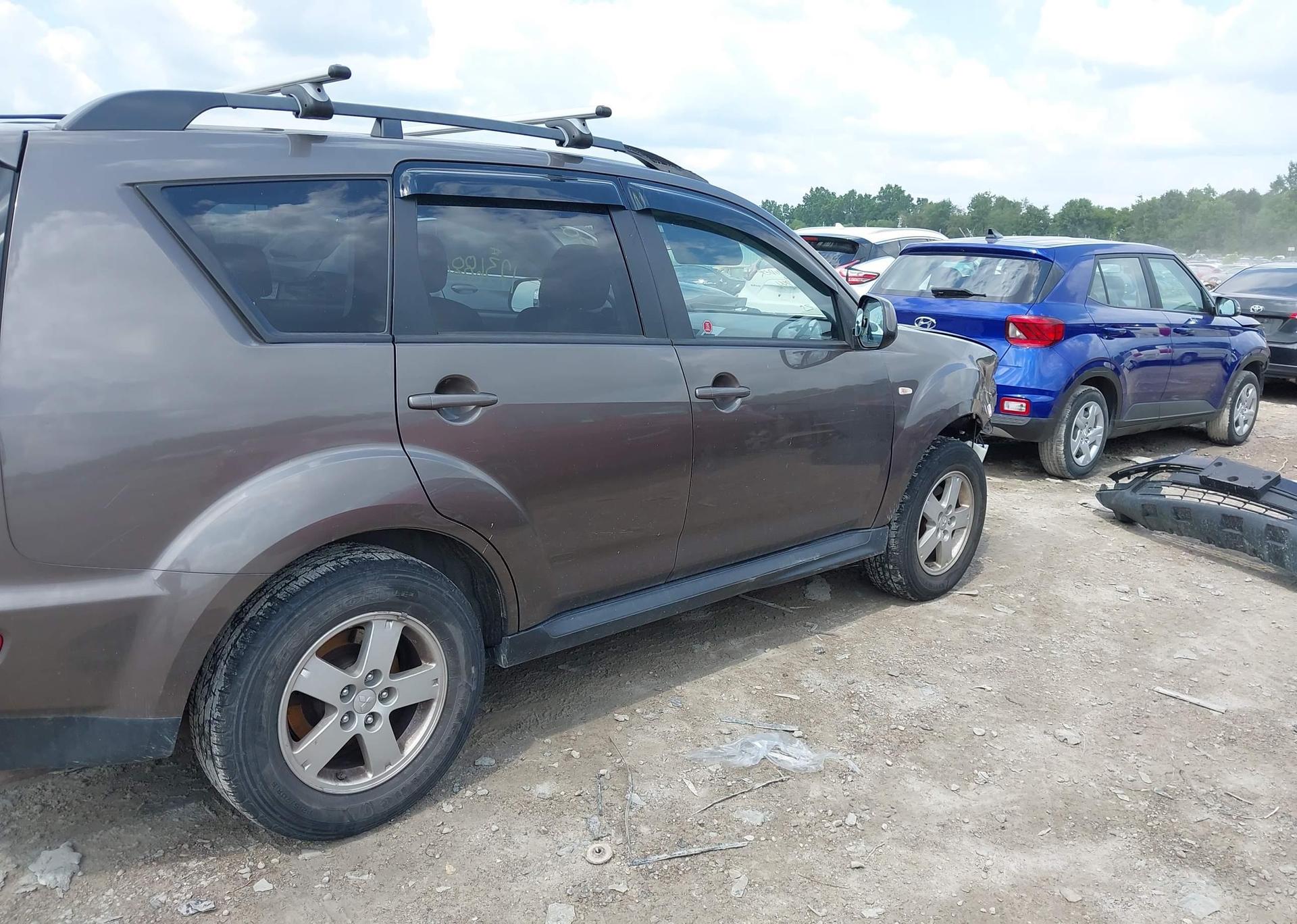 2012 MITSUBISHI outlander