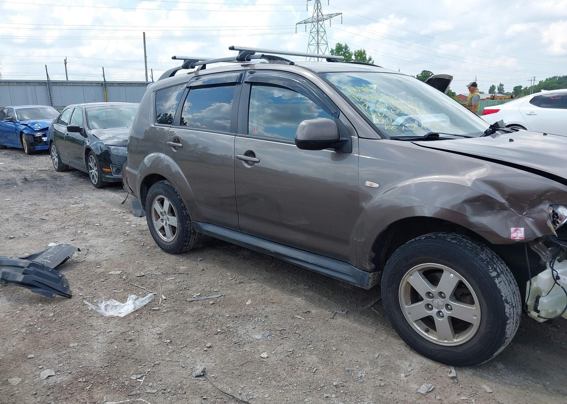 2012 MITSUBISHI outlander