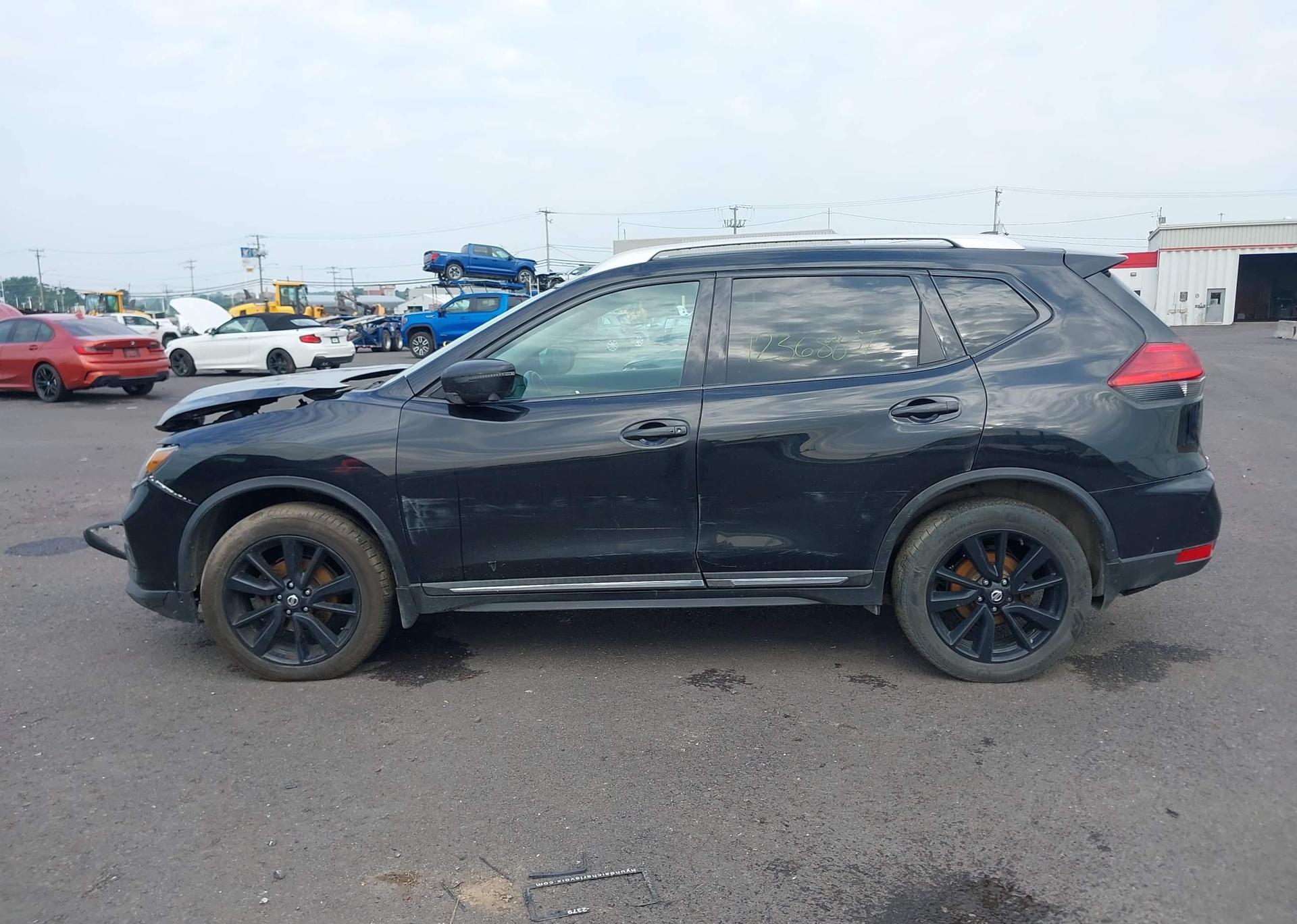2017 NISSAN ROGUE S
