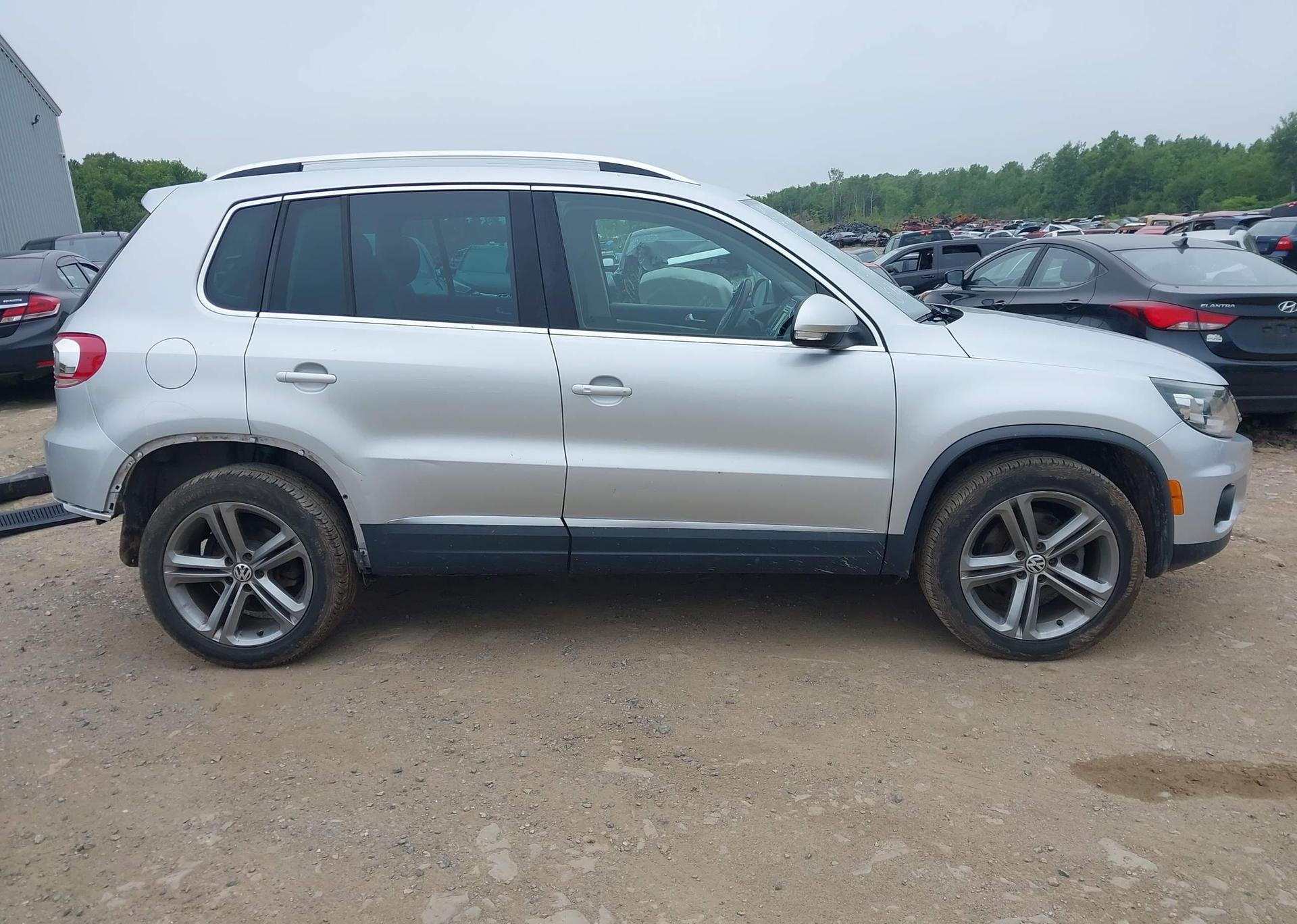 2017 VOLKSWAGEN TIGUAN HIGHLINE