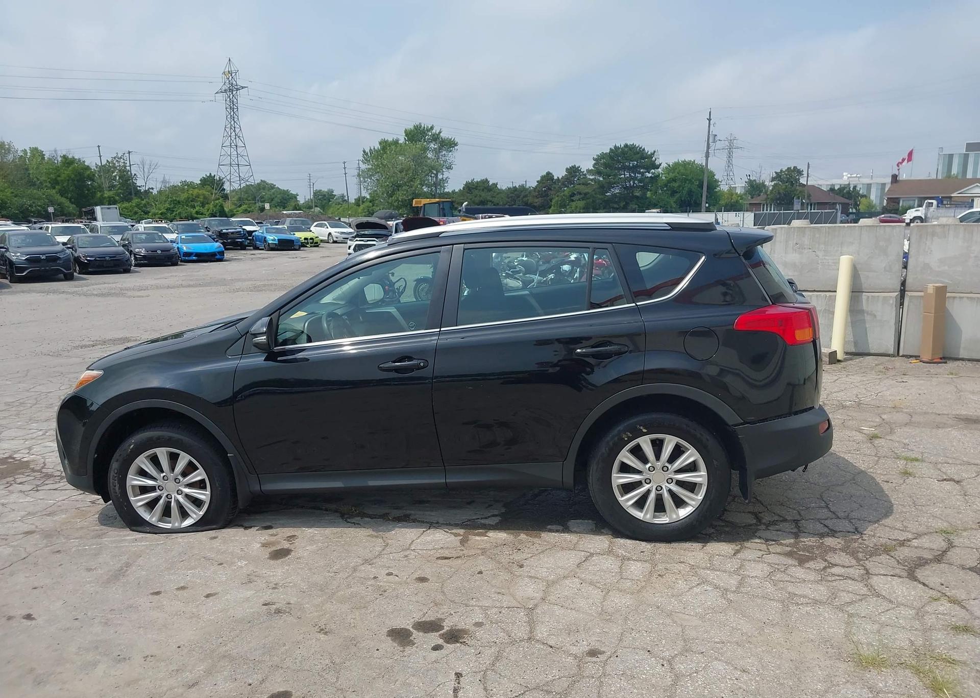 2015 TOYOTA RAV4 LE