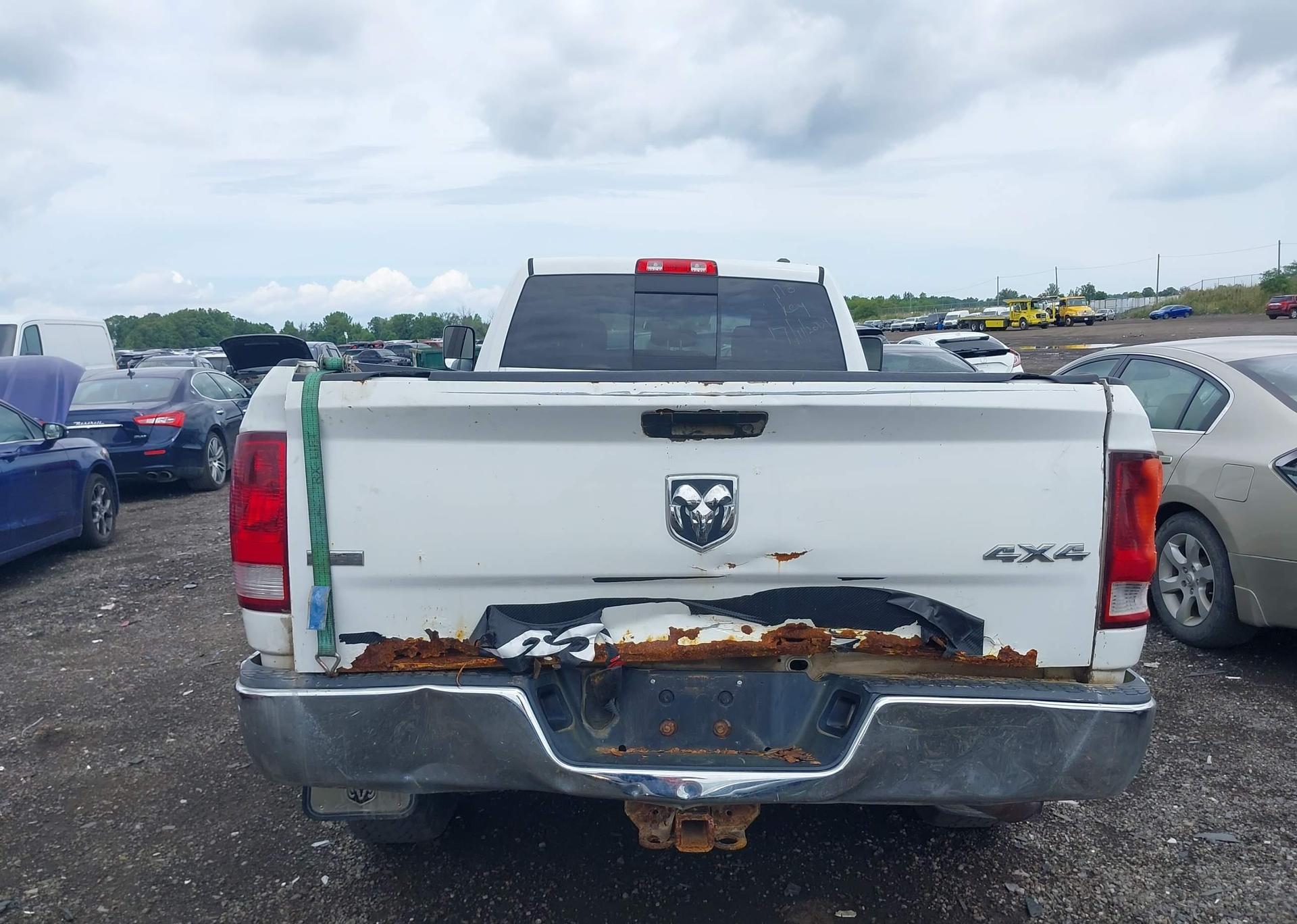 2011 RAM RAM 2500 SLT