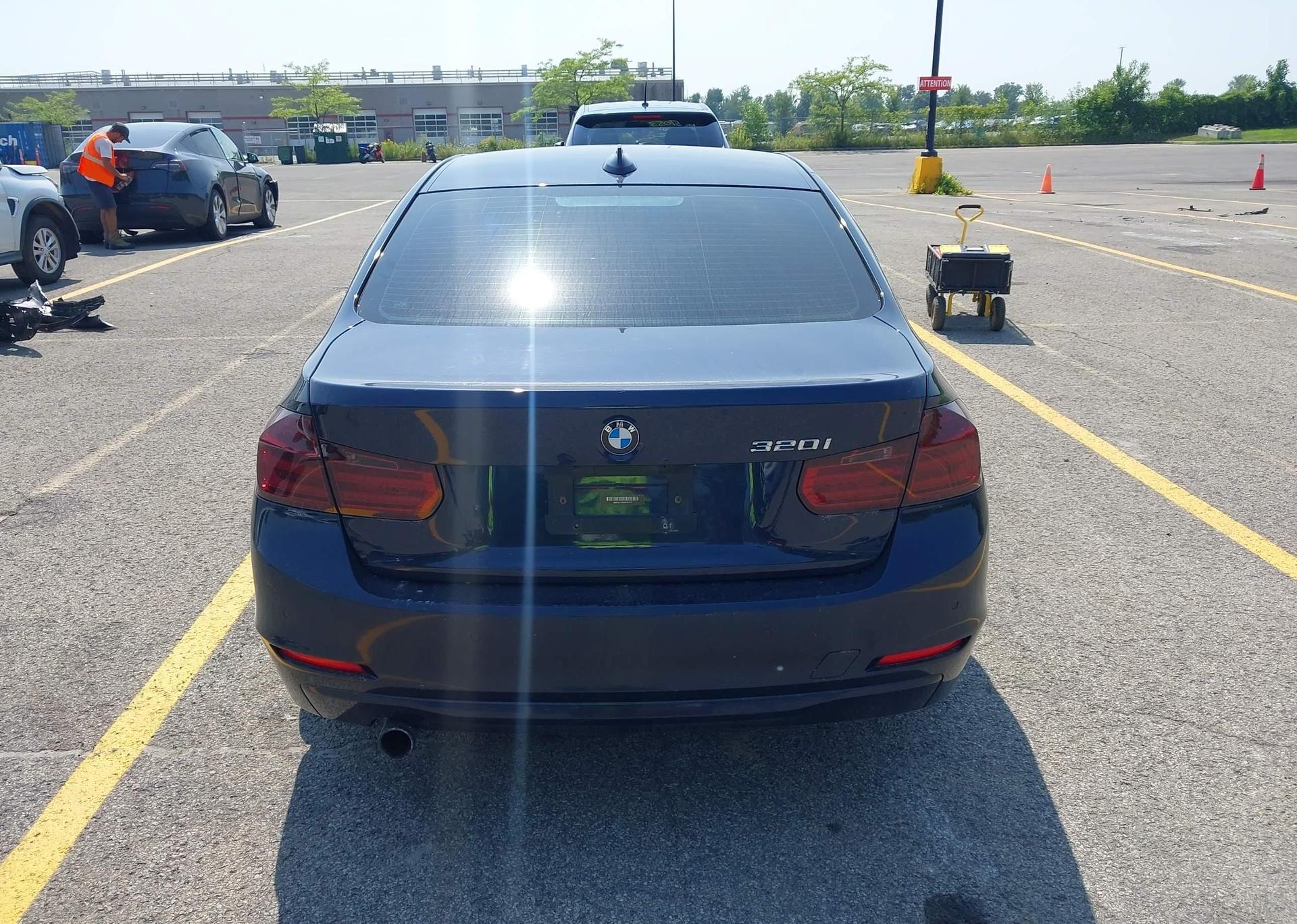 2013 BMW 320I