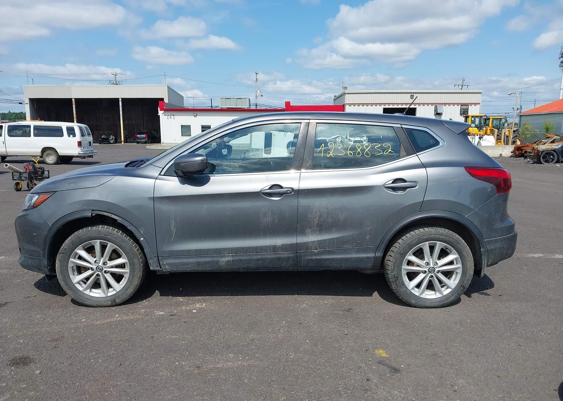 2019 NISSAN ROGUE SPORT S