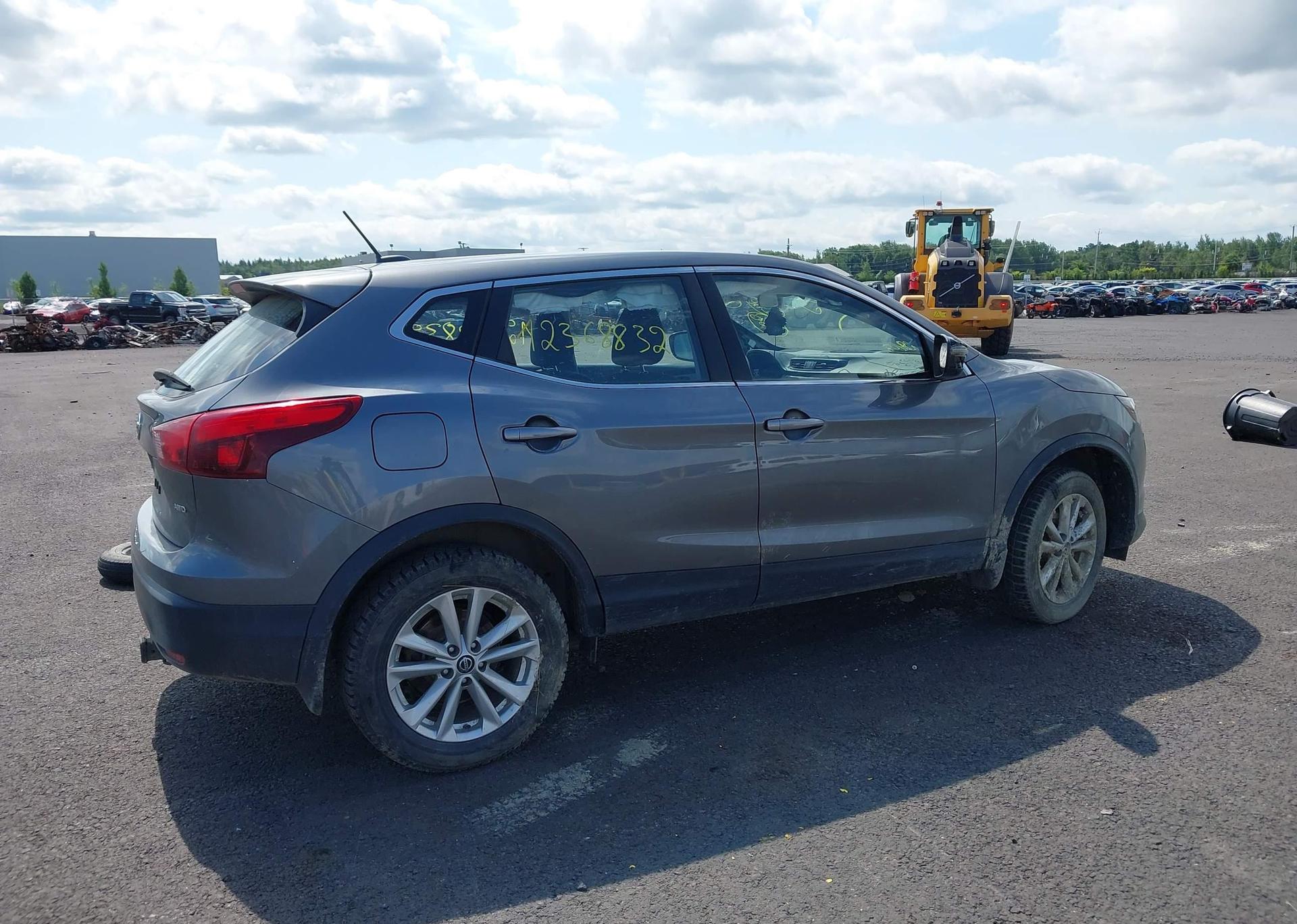 2019 NISSAN ROGUE SPORT S