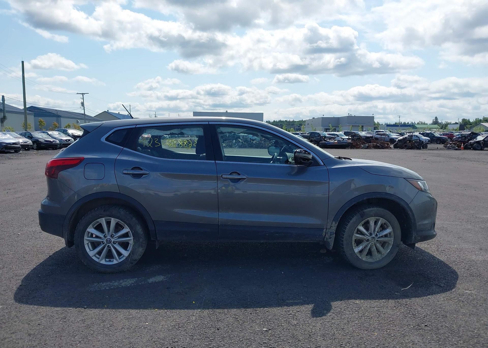 2019 NISSAN ROGUE SPORT S